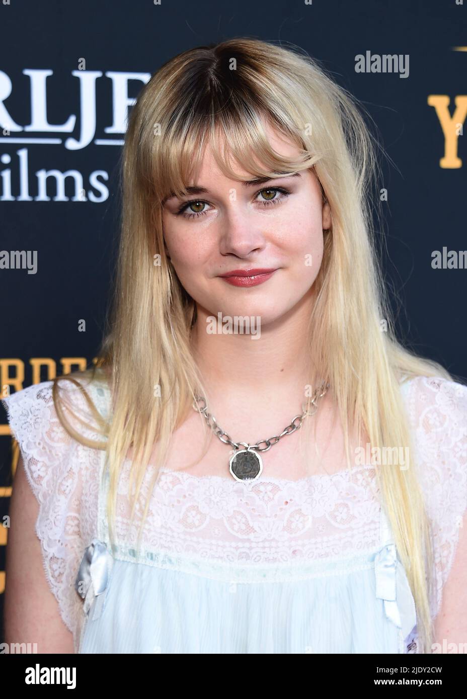Los Angeles, États-Unis. 23rd juin 2022. Harlow Jane marchant sur le tapis rouge lors de la première de Los Angeles de « Surder at Yellowstone City » à Harmony Gold à Los Angeles, CA sur 23 juin 2022. (Photo de Scott Kirkland/Sipa USA) crédit: SIPA USA/Alay Live News Banque D'Images