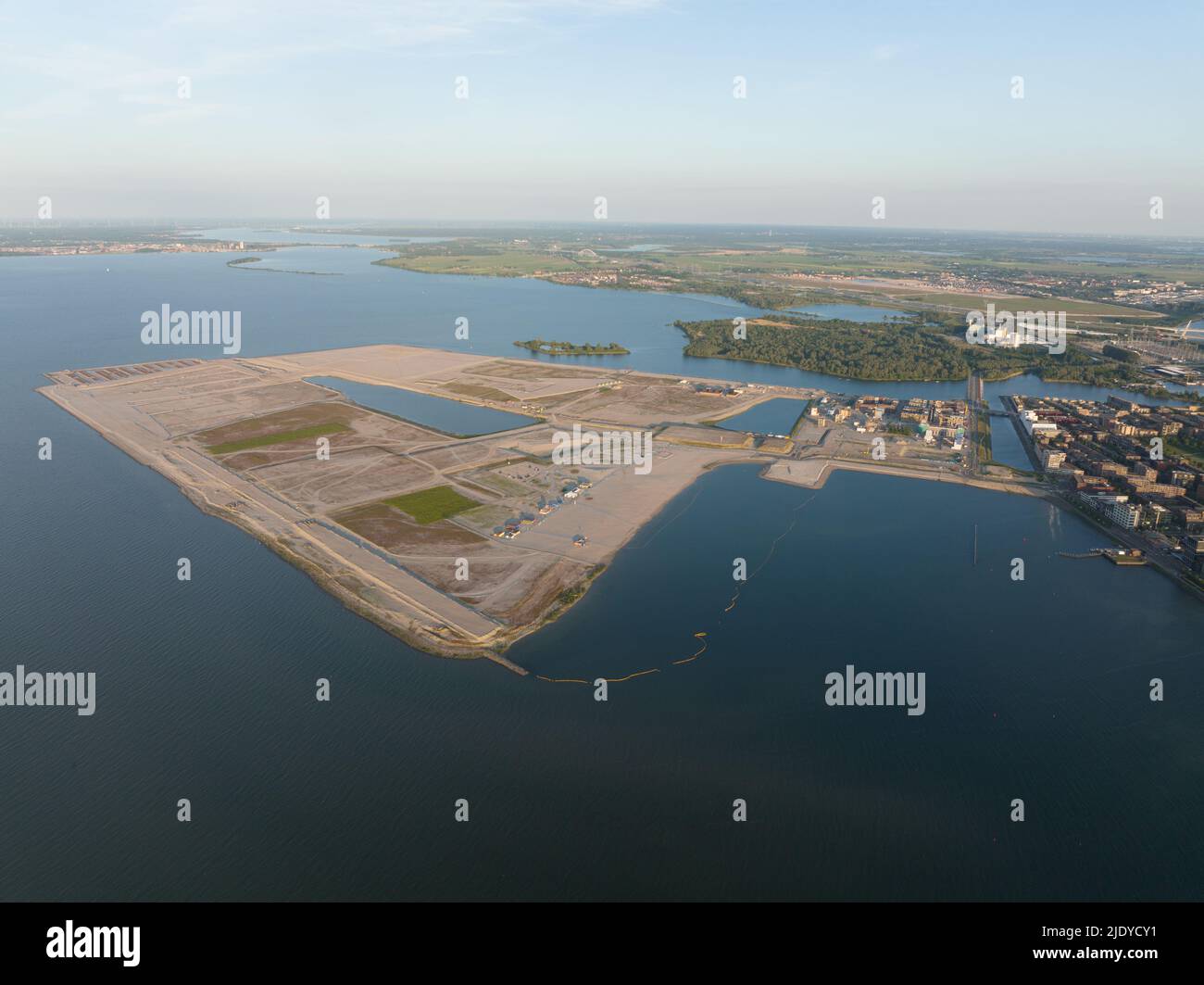 Plage IJburg partie de Strandeiland en construction Grande création de terres artificielles à l'IJmeer dans la partie est d'Amsterdam. Pays-Bas Banque D'Images