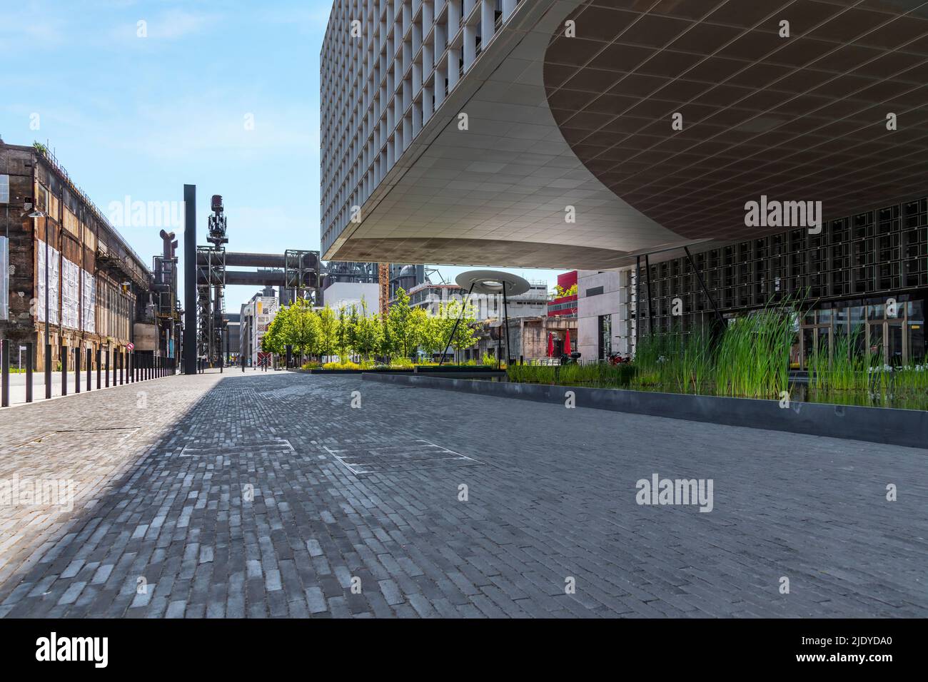 Belval, à Esch-sur-Alzette, au Luxembourg, est un centre scientifique et culturel. Esch-sur-Alzette est la capitale européenne de la culture 2022. Banque D'Images