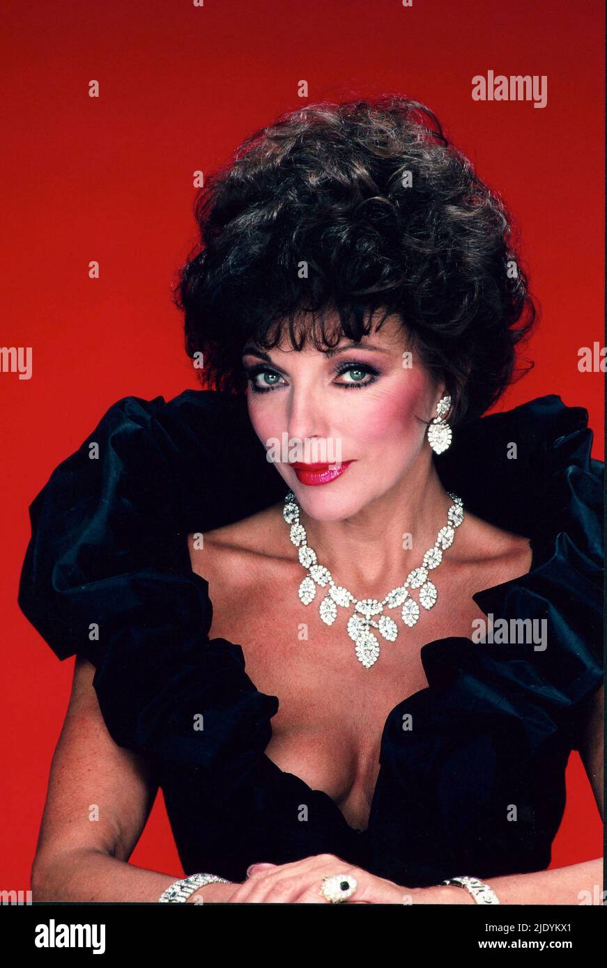 Joan Collins Dans Et maintenant ? L’héritage de Collins et l’avenir des stars "naturelles"