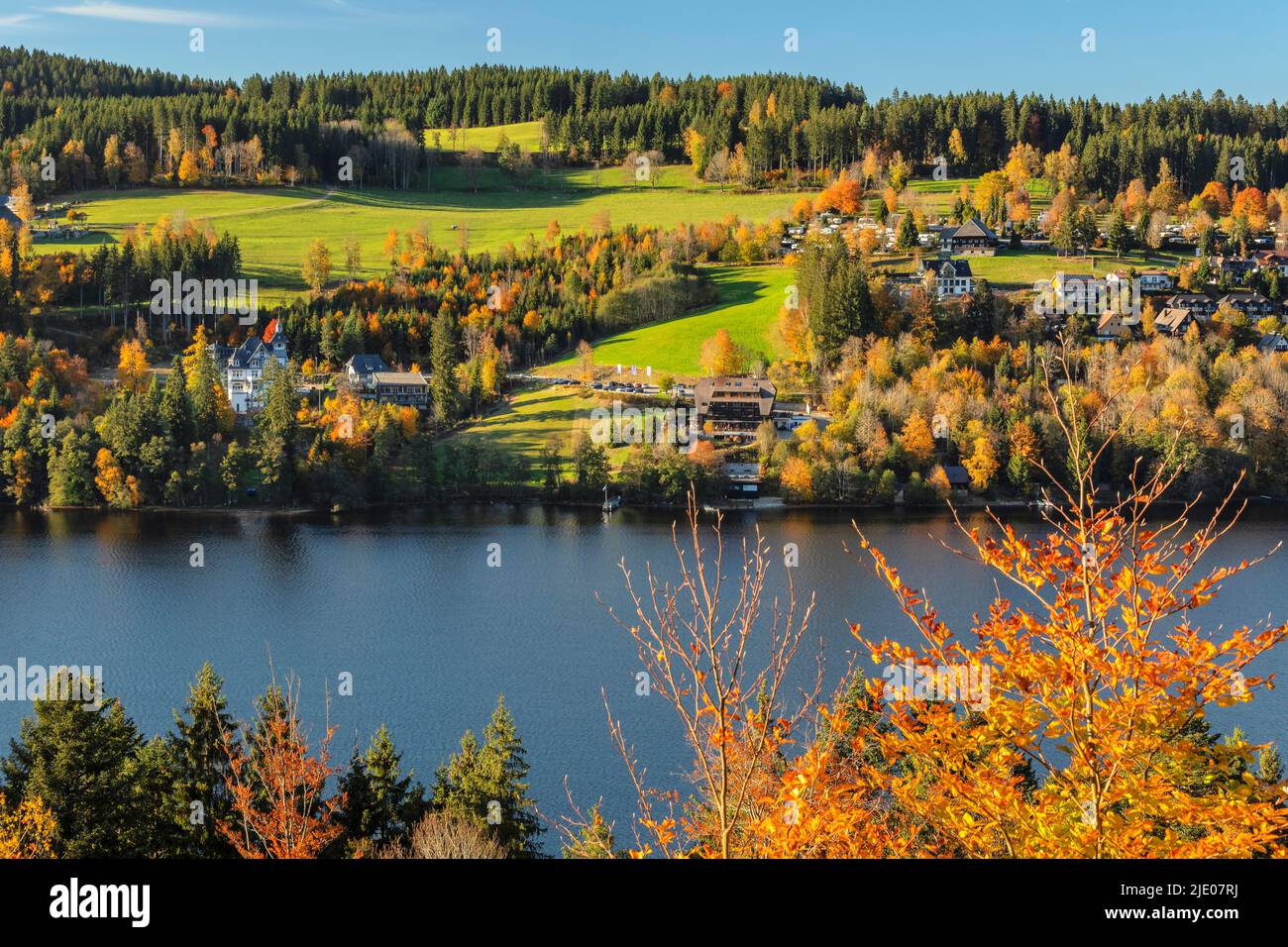 Titisee en automne, Forêt Noire, Bade-Wurtemberg, Allemagne, Titisee, Forêt noire, Bade-Wurtemberg, Allemagne Banque D'Images