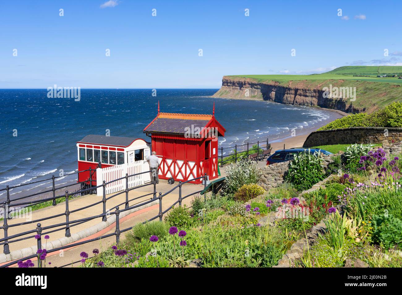 L'Angleterre par la mer Angleterre Paris Marseille lyon tramway funiculaire falaise saltburn tramway Redcar and Cleveland North Yorkshire England uk go Banque D'Images