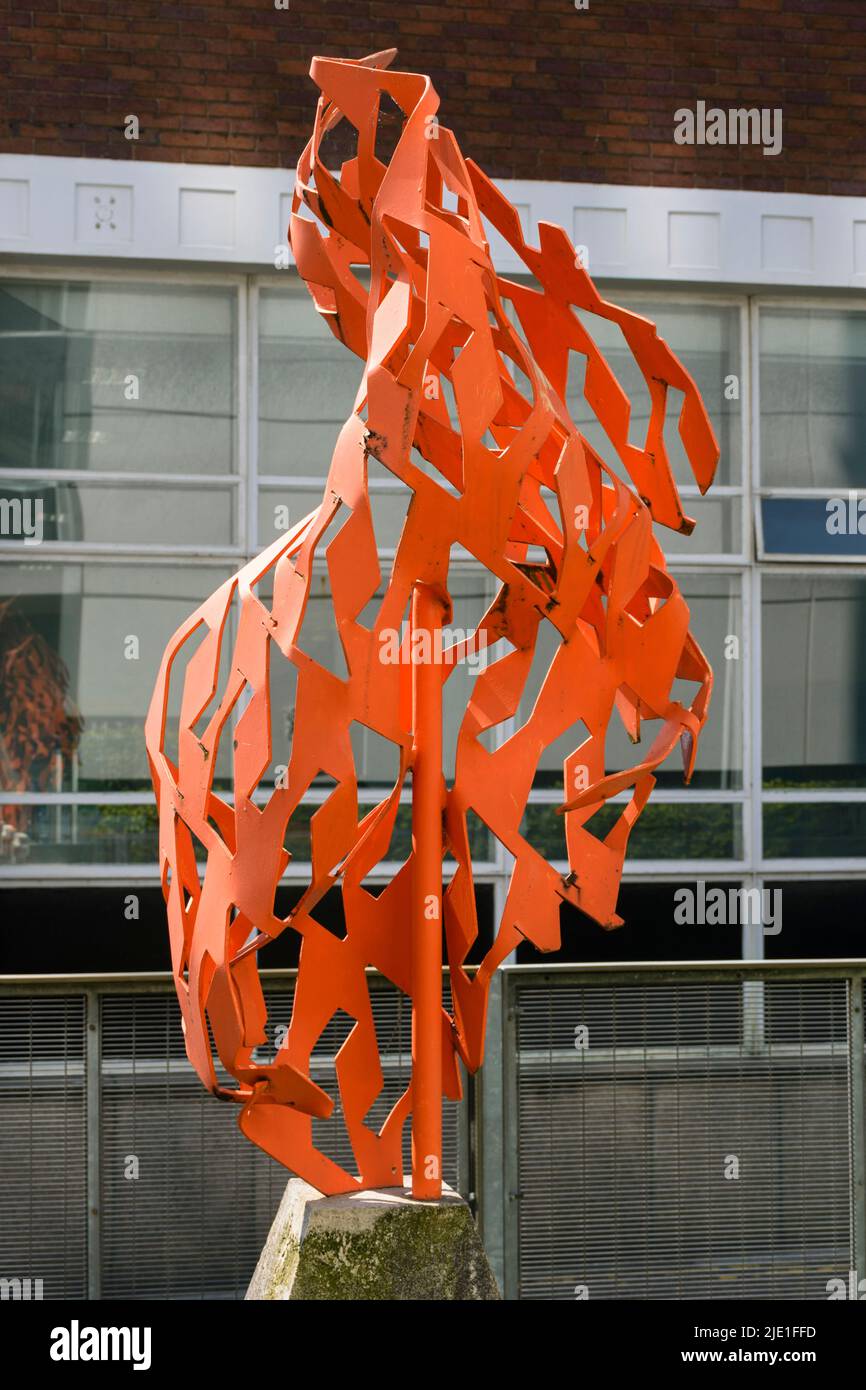 La Combustion '' par Marshall Hall, 1994. Le bâtiment, Renold UMIST campus, Université de Manchester, Manchester, Angleterre, RU Banque D'Images