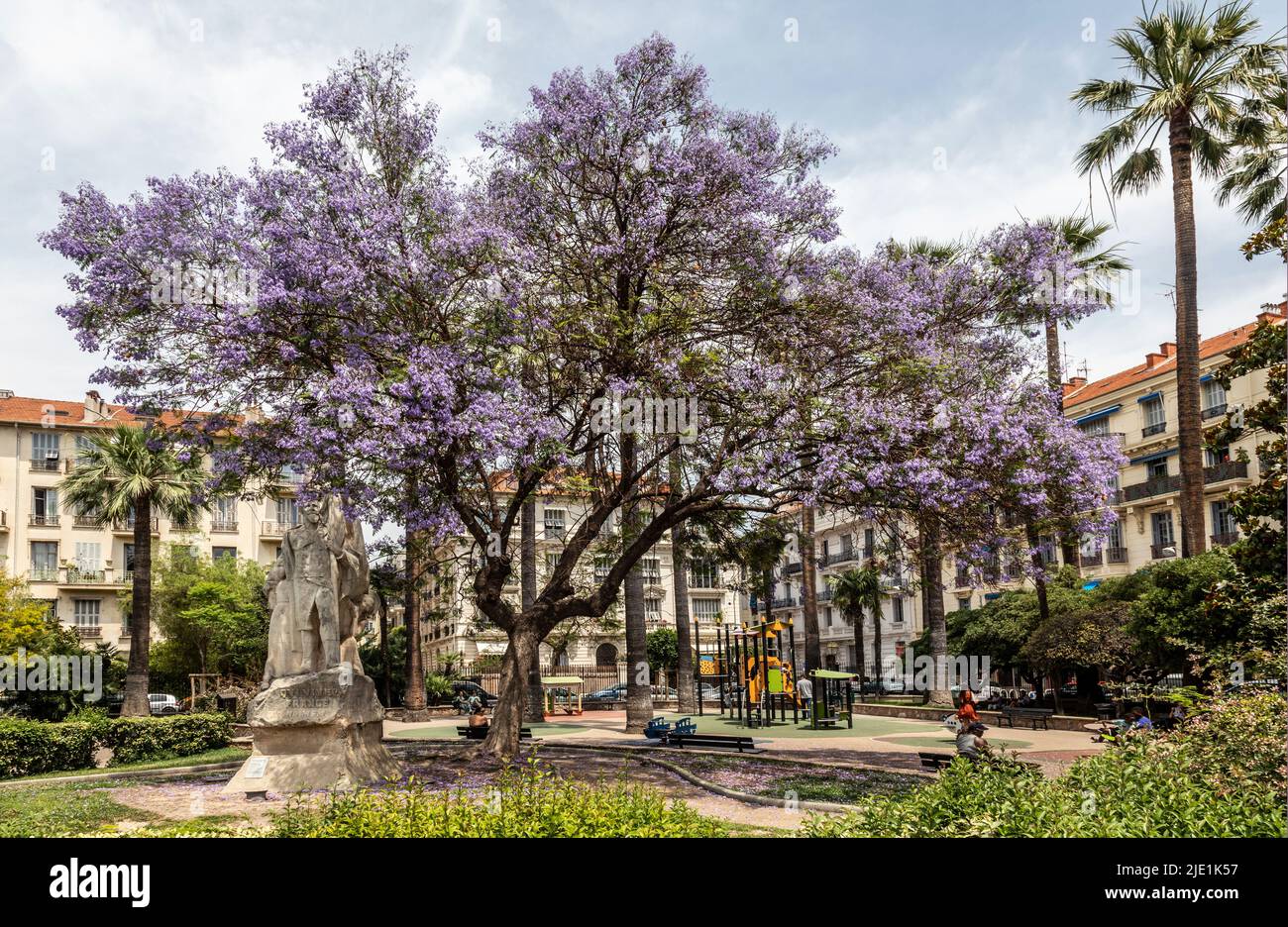 Le Monument a Paul Deroulede dans le jardin d'Alsace Lorraine Nice France Banque D'Images