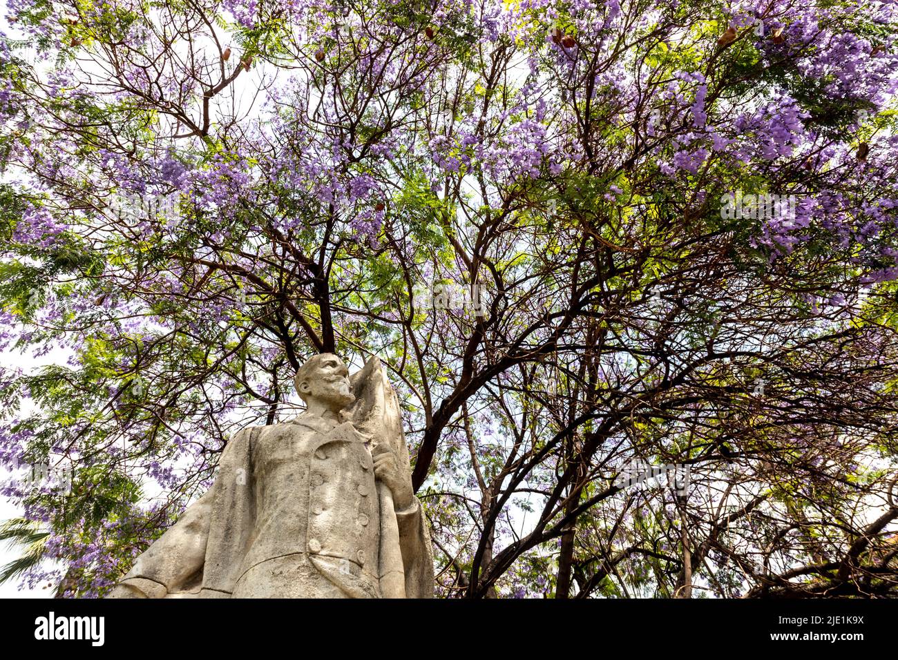 Le Monument a Paul Deroulede dans le jardin d'Alsace Lorraine Nice France Banque D'Images