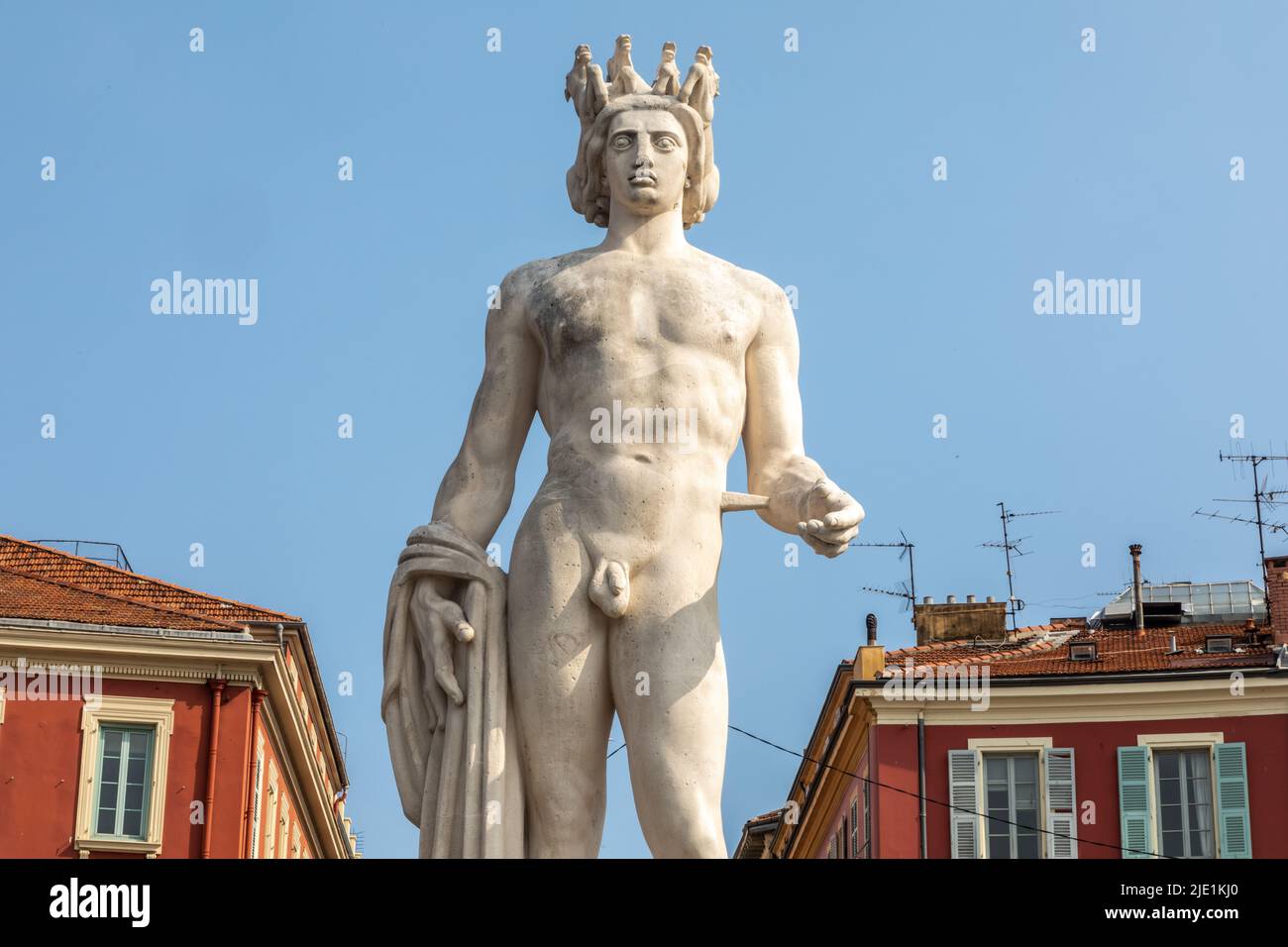 Statue d'Apollon sur la Fontaine du Soleil Nice France Banque D'Images