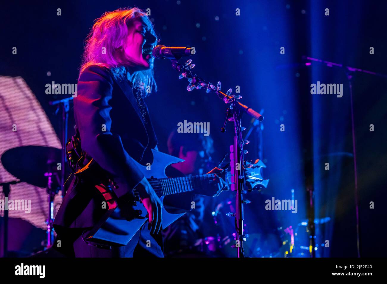 Glastonbury, Royaume-Uni. 24th juin 2022. Phoebe Bridgers joue la tente John Peel - le festival Glastonbury 50th 2022, digne Farm. Glastonbury, Credit: Guy Bell/Alamy Live News Banque D'Images