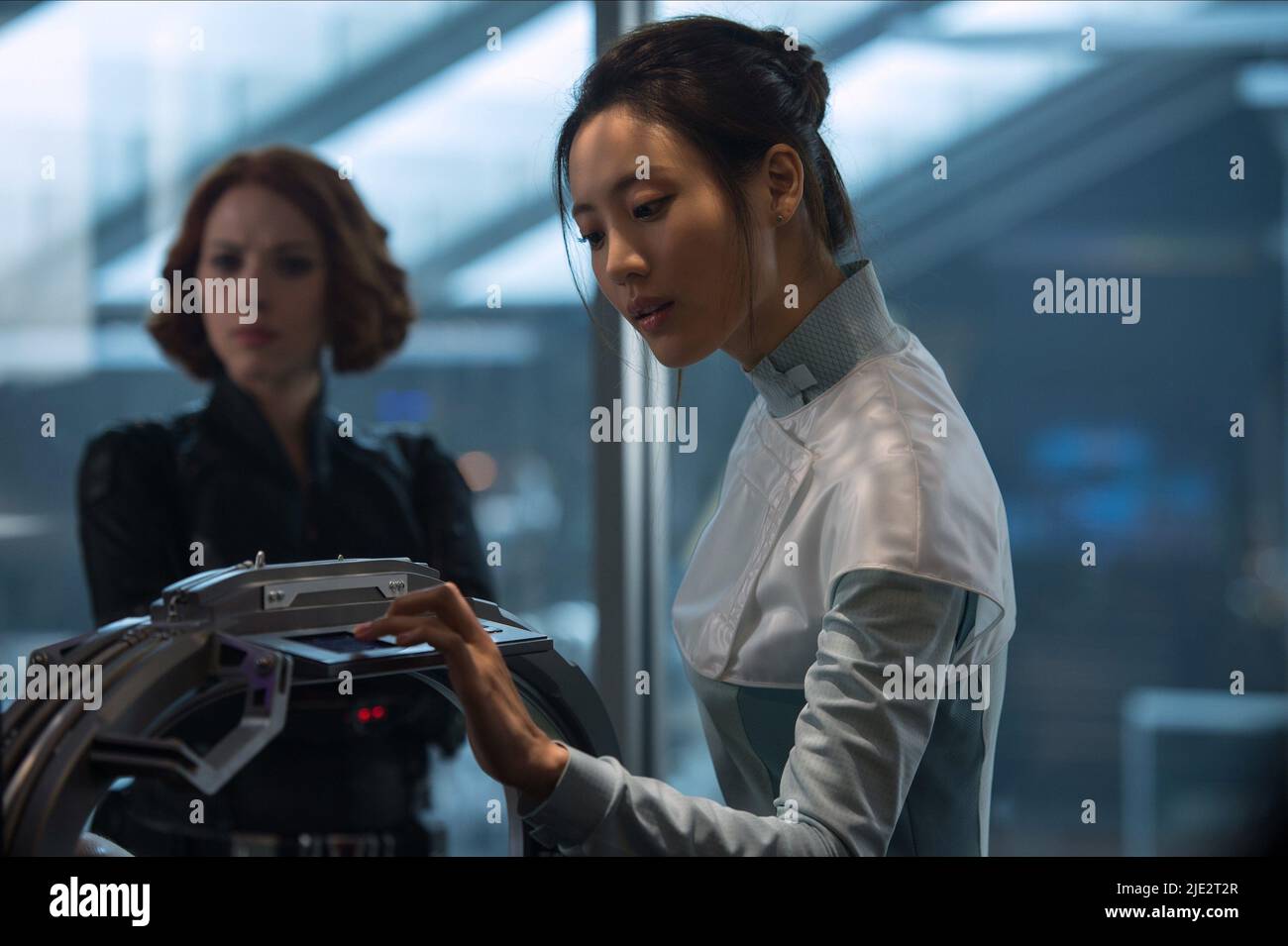 SCARLETT JOHANSSON, CLAUDIA KIM, AVENGERS : Uncanny X-Men, 2015 Banque D'Images