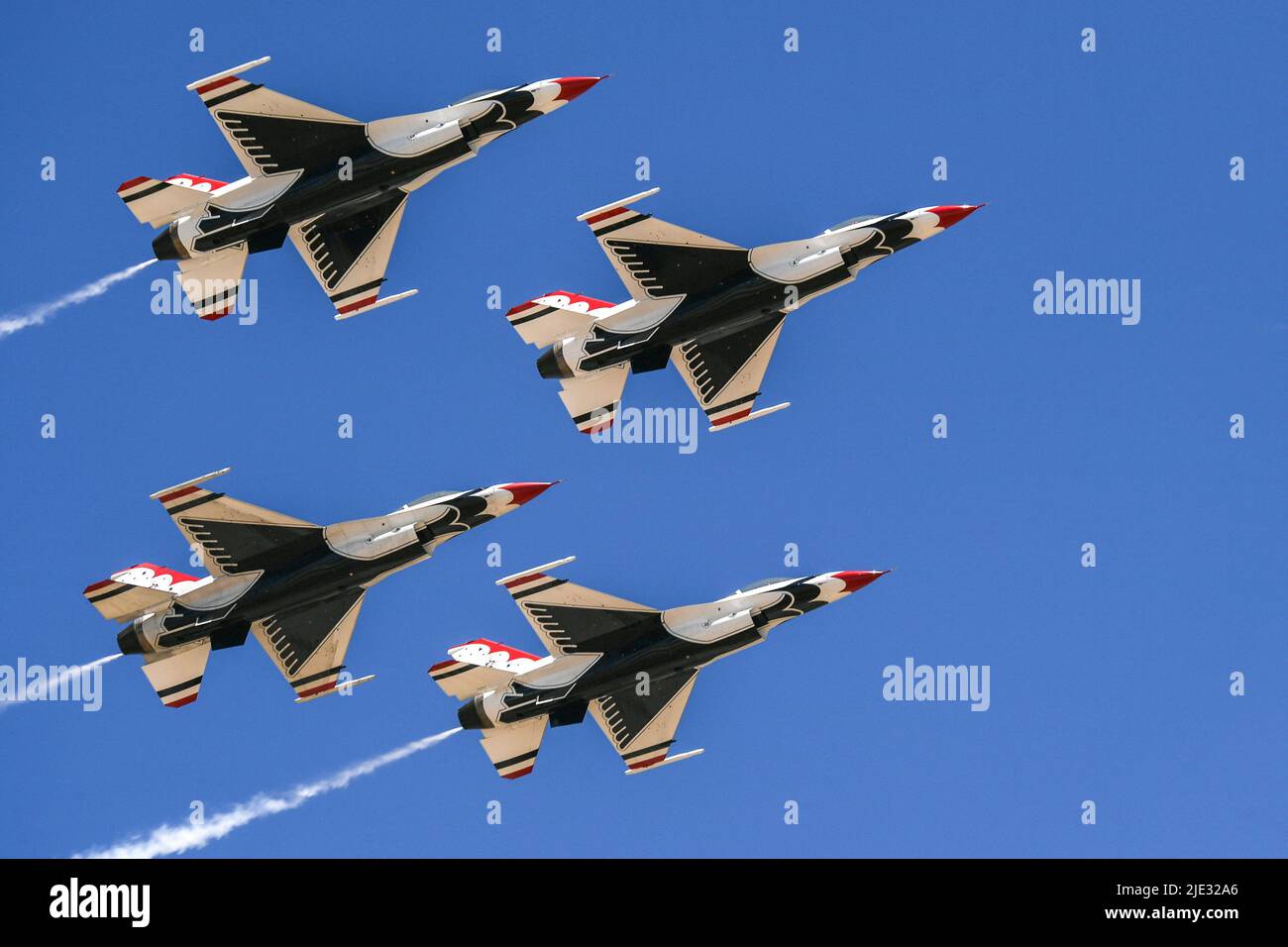 Les Thunderbirds de la Force aérienne des États-Unis sont arrivés à 24 juin 2022, à la base aérienne de Hill, pour les guerriers au-dessus du spectacle aérien et spatial de Wasatch qui se passe à 25-26 juin. (É.-U. Photo de la Force aérienne par Cynthia Griggs) Banque D'Images