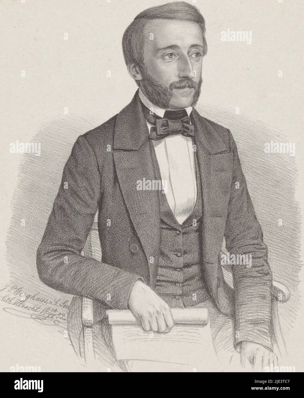 La personne représentée est assise sur une chaise dans sa main droite il a un morceau de papier enroulé, Portrait d'homme inconnu, éventuellement NH van Nes van Meerkerk, imprimeur: Johann Peter Berghaus, (mentionné sur l'objet), Johann Peter Berghaus, (mentionné sur l'objet), Utrecht, 14-déc-1852, papier, h 270 mm × l 220 mm Banque D'Images La personne représentée est assise sur une chaise dans sa main droite il a un morceau de papier enroulé, Portrait d'homme inconnu, éventuellement NH van Nes van Meerkerk, imprimeur: Johann Peter Berghaus, (mentionné sur l'objet), Johann Peter Berghaus, (mentionné sur l'objet), Utrecht, 14-déc-1852, papier, h 270 mm × l 220 mm Banque D'Images