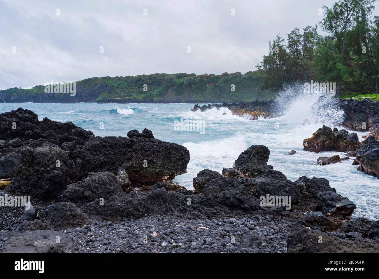 côte des rocheuses et paysage marin à la péninsule de keanae maui hawaii Banque D'Images