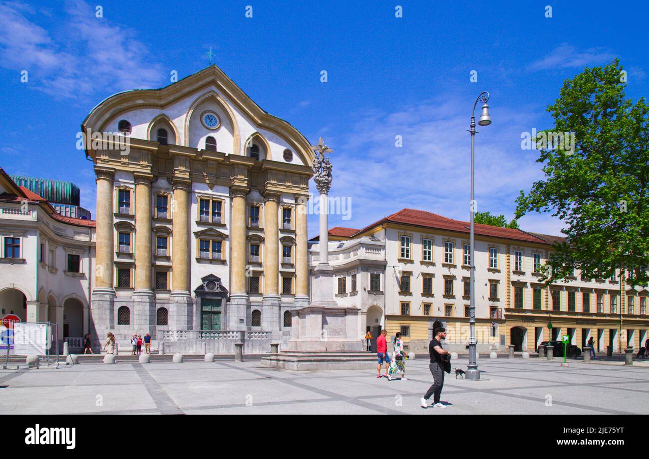 Slovénie, Ljubljana, Église Ursuline de la Sainte Trinité, Banque D'Images
