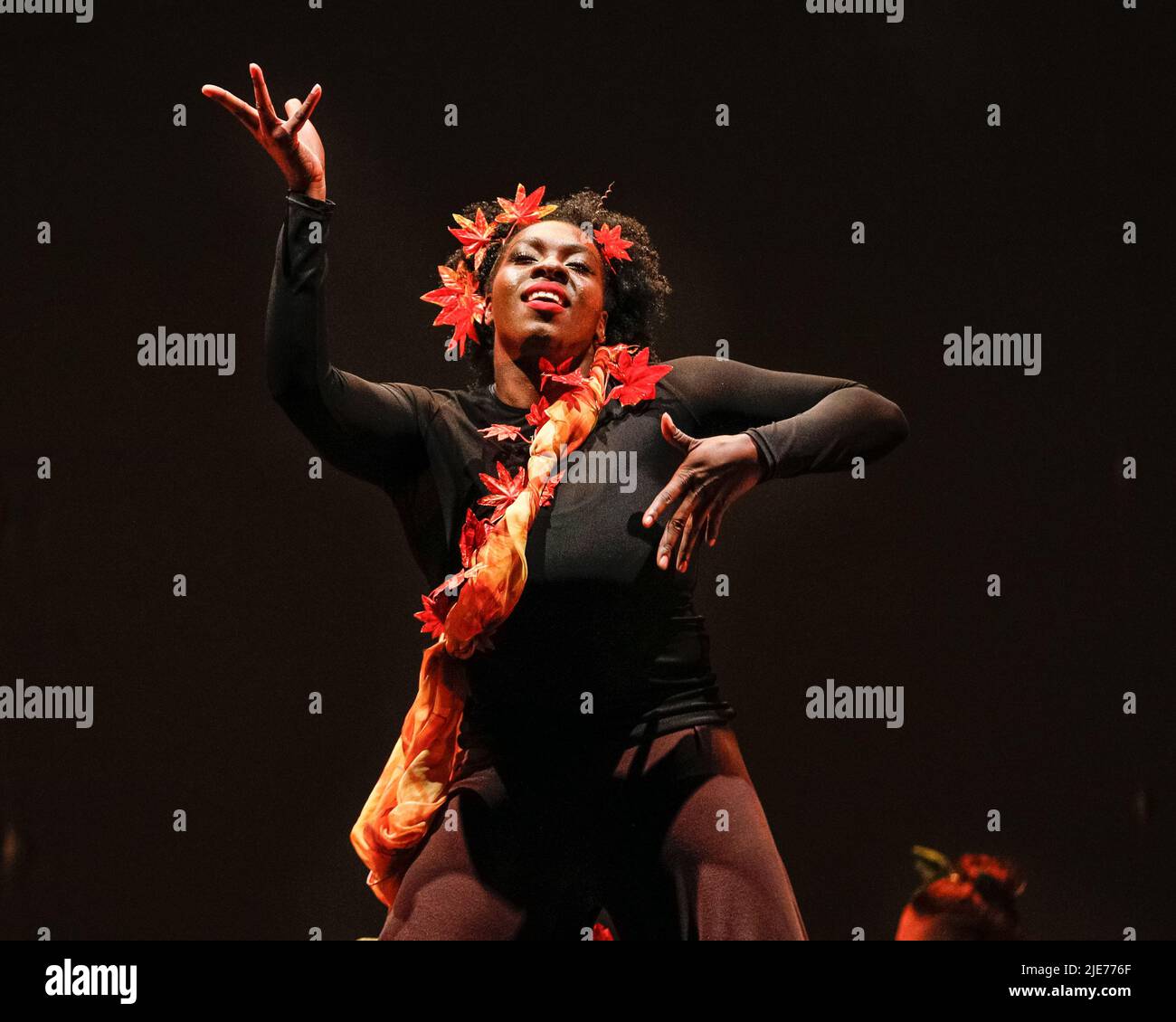 Londres, Royaume-Uni. 25th juin 2022. BOP Jazz Theatre Company. Impact Dance revient au théâtre de Sadler's Wells Peacock pour sa performance « Chapters 25 1 ». Ils célèbrent leur voyage de 26 ans avec des extraits d'œuvres anciennes et nouvelles, ainsi que 10 entreprises et artistes qui ont participé à leur voyage.'Chapters 25 1' est inspiré par la culture hip hop et hébergé par Hakeem « M. impact ». Credit: Imagetraceur/Alamy Live News Banque D'Images