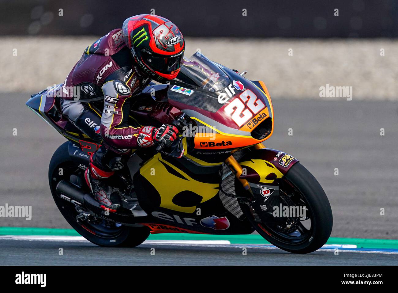 ASSEN, PAYS-BAS - JUIN 26: Sam Lowes de l'ELF Marc VDS Racing Team et Royaume-Uni de Grande-Bretagne pendant les Moto2 des pays-Bas à TT Assen on 26 juin 2022 à Assen, pays-Bas. (Photo par Andre Weening/Orange Pictures) Banque D'Images