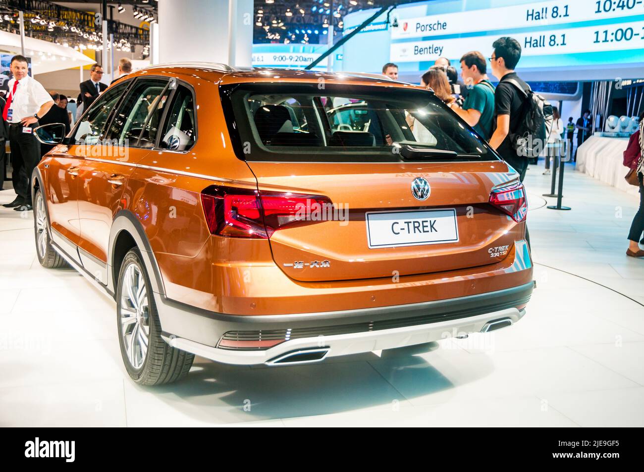 Un wagon C-Trek de la FAW Volkswagen exposé au salon de l'auto de Guangzhou 2016. Banque D'Images