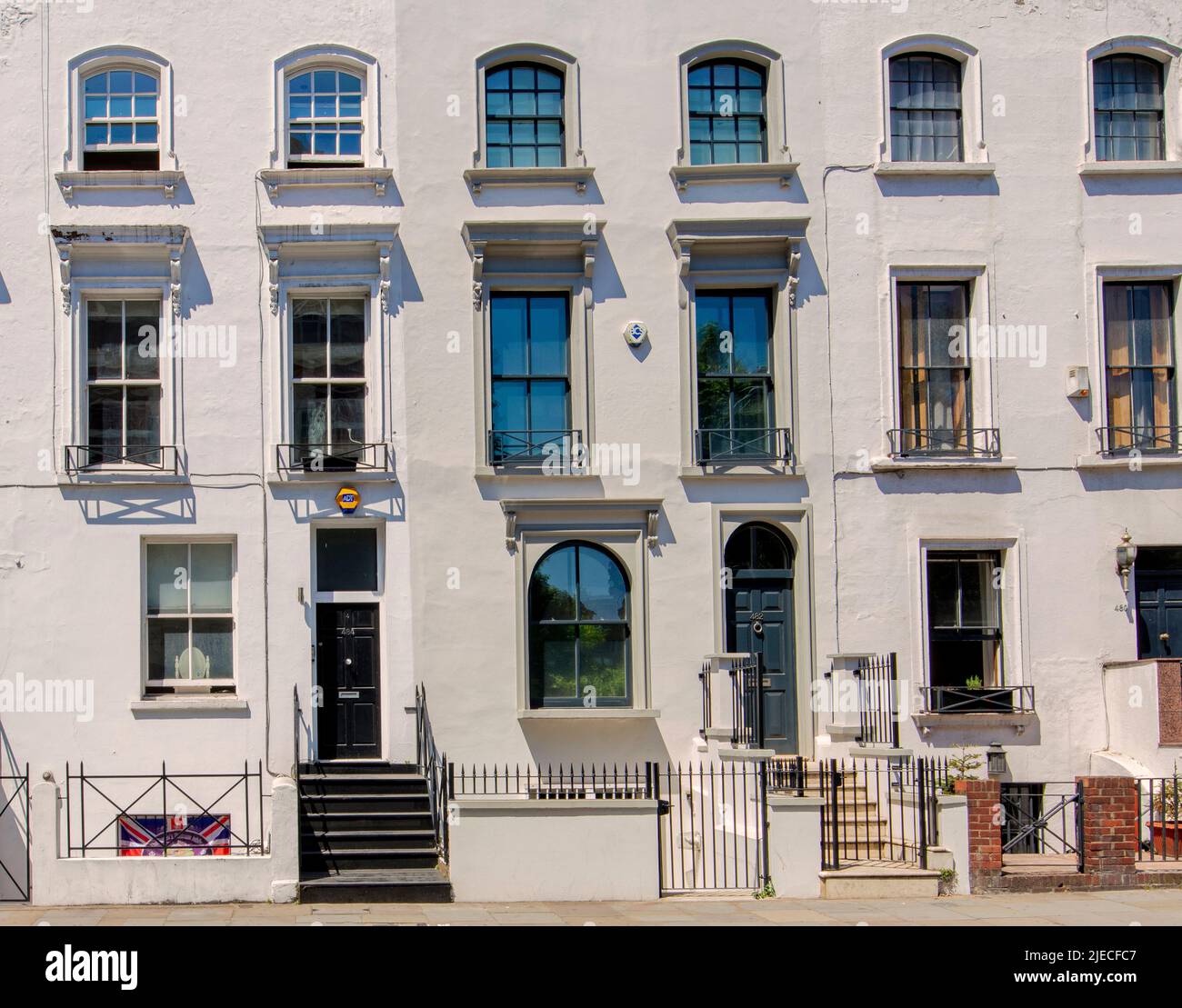 484 King's Road, Londres, Royaume-Uni ; siège de Swan Song Records et LED Zeppelin ; l'extrémité peu à la mode de la rue célèbre pour Swinging Londres Banque D'Images