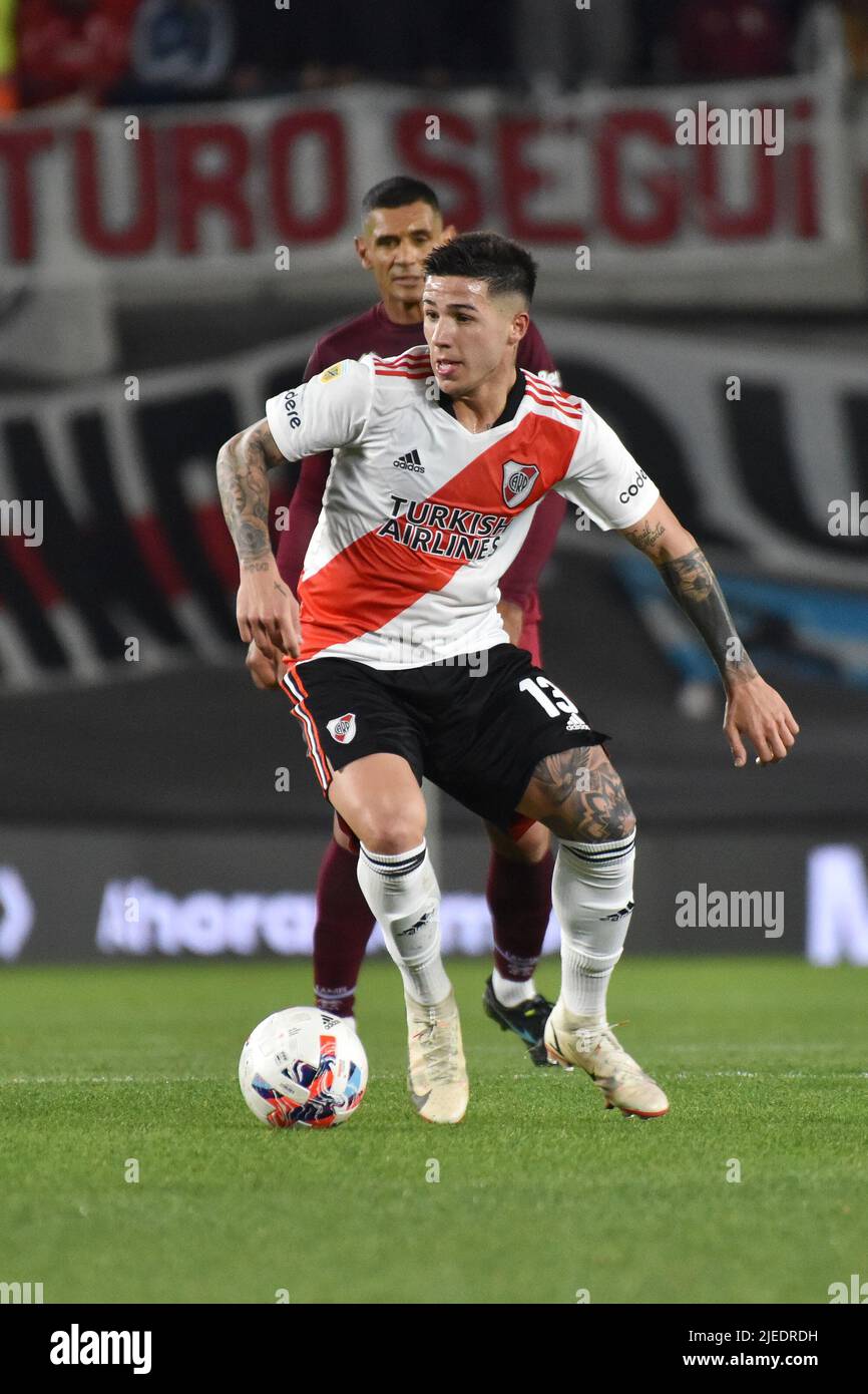 Buenos Aires, Arg - 27 juin. Enzo Fernández de River plate lors d'un match de la Ligue de FP entre River et Lanús à Estadio Monumental. Banque D'Images