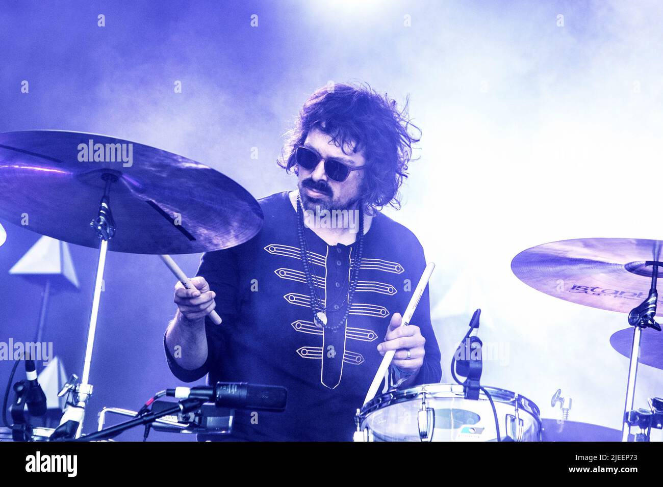 Londres, Royaume-Uni. 02nd juin 2018. Le batteur Charlie Hall of the War on Drugs se produit sur scène à All points East au Victoria Park à Londres. (Photo de Valeria Magri/SOPA Images/Sipa USA) crédit: SIPA USA/Alay Live News Banque D'Images