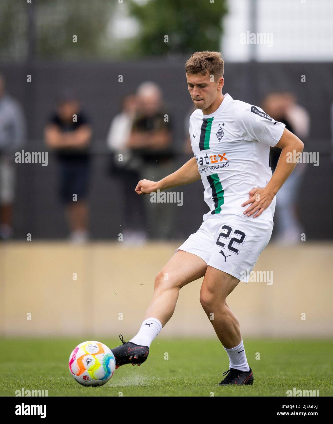 Oscar Fraulo (BMG) formation Borussia Mönchengladbach 26.06.2022, Fussball; Saison 2022/23 Foto: Moritz Müller Copyright (nur für journalistische ZWE Banque D'Images