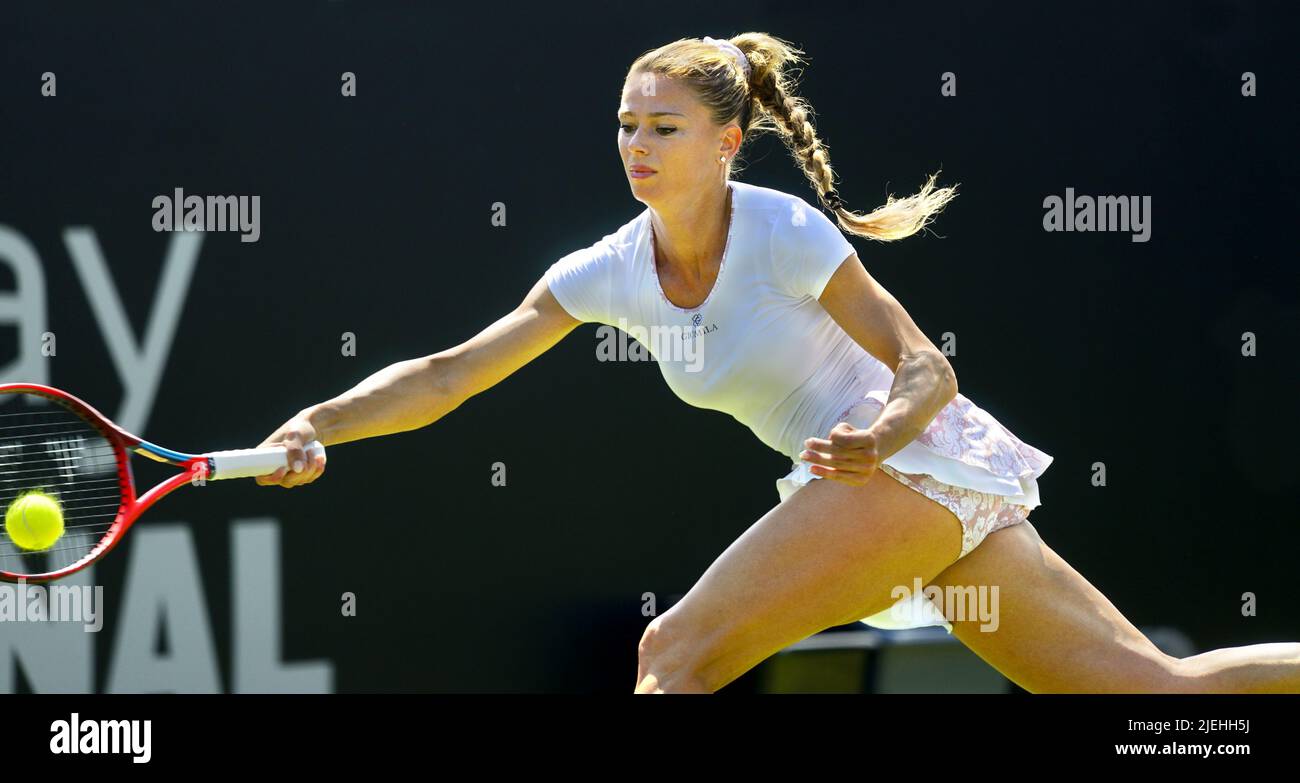 Camila Giorgi (Italie) jouant dans la demi-finale sur le court central au Rothesay International tennis, Devonshire Park, Eastbourne, Royaume-Uni. 24th juin. Elle Banque D'Images