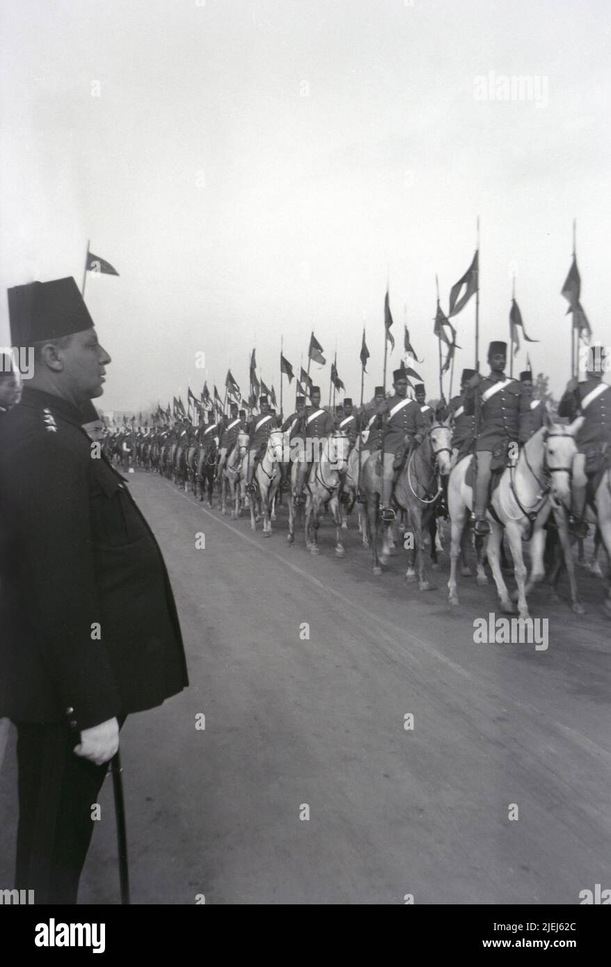Égypte défilé du roi Farouk du Caire pour ouvrir le Parlement 1940s Banque D'Images