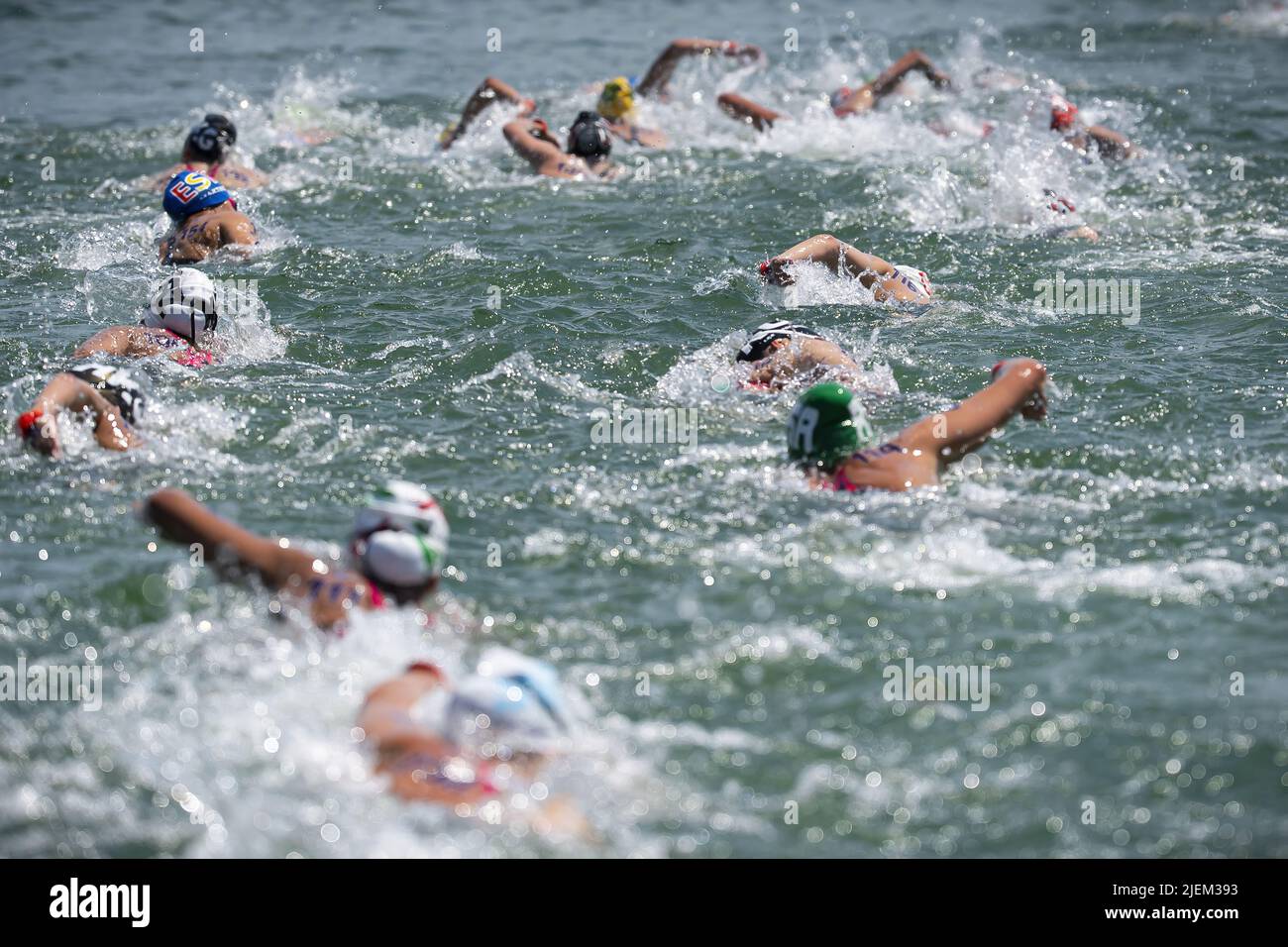 Budapest, Hongrie. 27th juin 2022. La course Open Water natation femmes 5km FINA 19th Championnats du monde Budapest 2022 Budapest, Lupa Lake 27/06/22 photo Giorgio Perottino/Deepbluemedia/Insidefoto crédit: Insidefoto srl/Alay Live News Banque D'Images