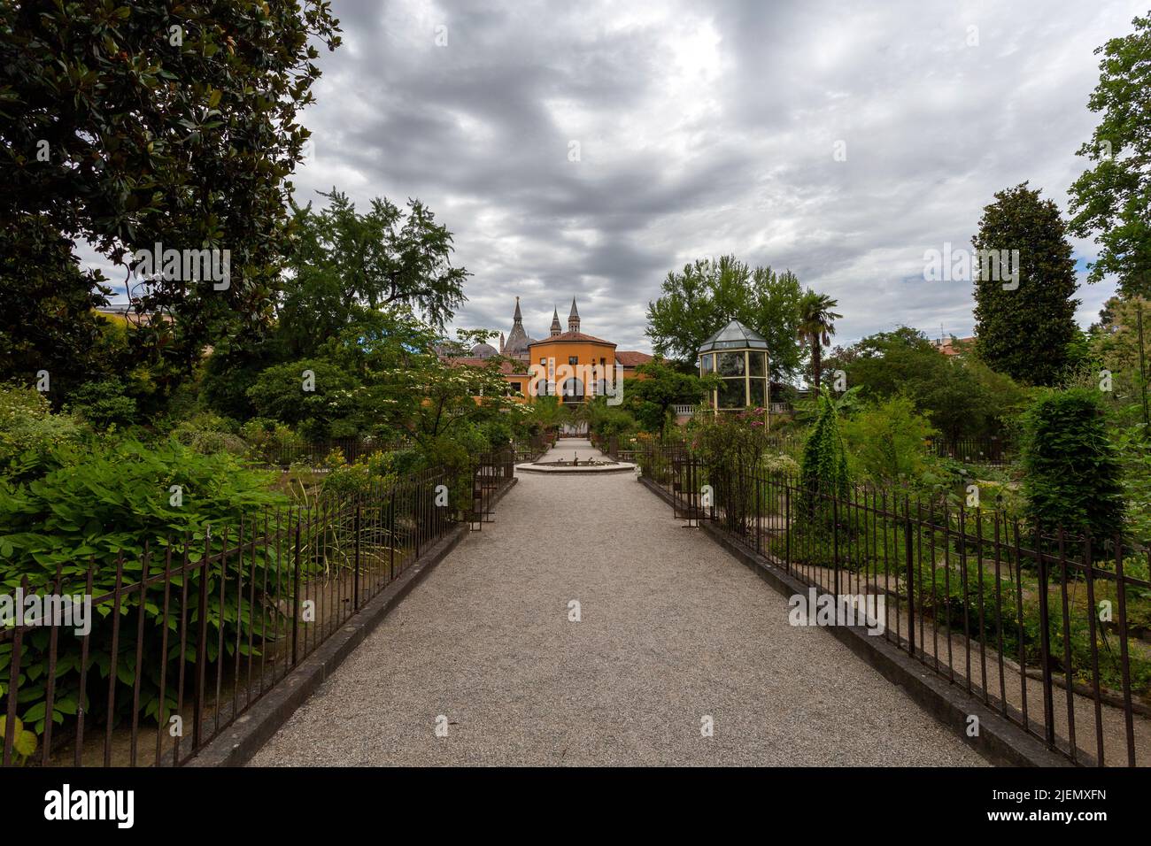 Padoue, Italie - 06 10 2022: Jardin botanique de l'Université de Padoue à Padoue, un jour d'été. Banque D'Images