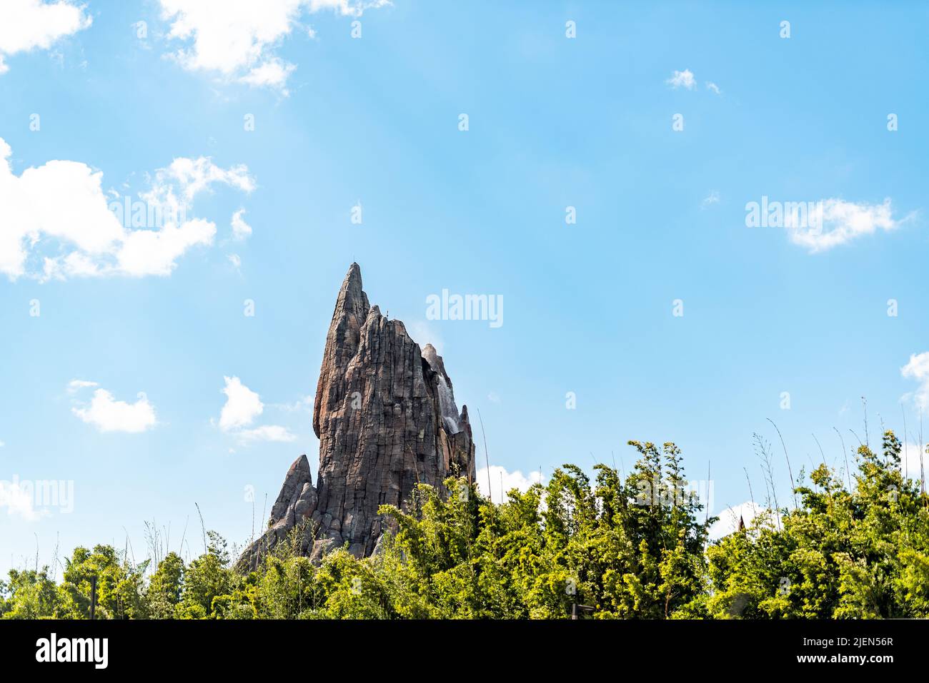 Orlando, États-Unis - 19 octobre 2021 : le parc de divertissement à thème Walt Disney Animal Magic kingdom à Lake Buena Vista avec promenade en montagnes russes d'EXPEDIT Banque D'Images