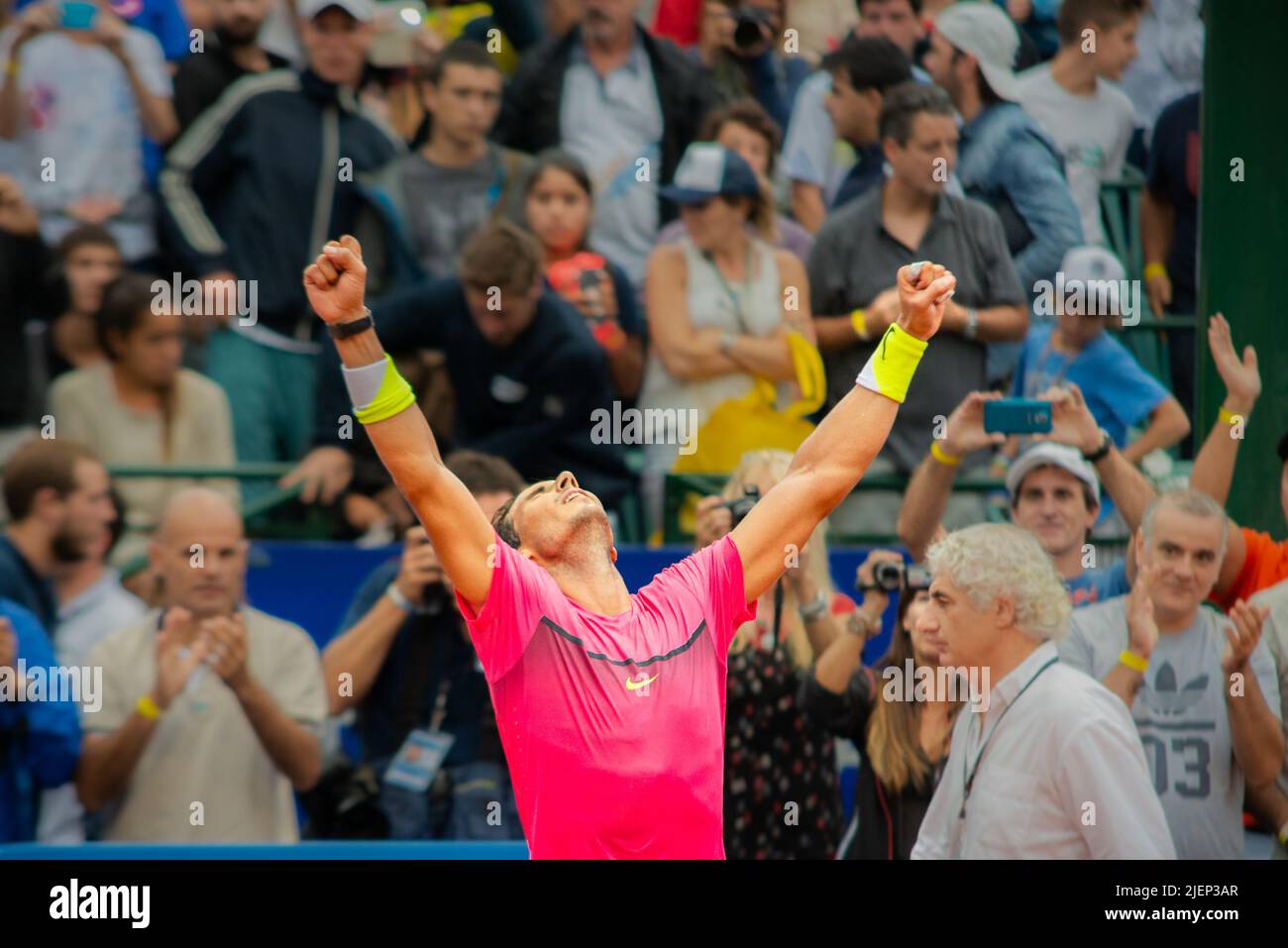 Rafael Nadal célèbre un nouveau titre ATP 250. Banque D'Images