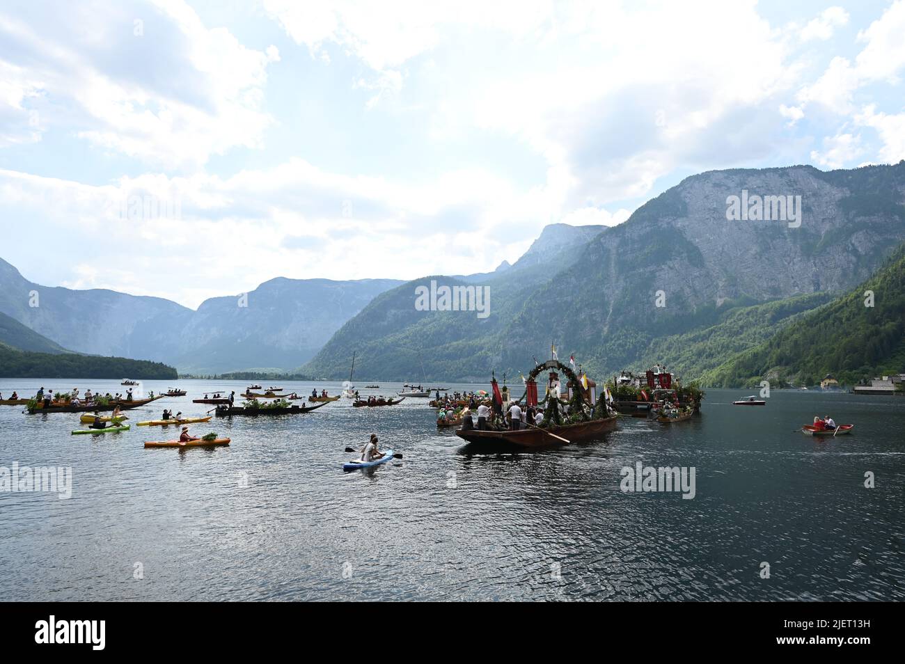 Corpus Christi procession sur le lac Hallstatt Banque D'Images