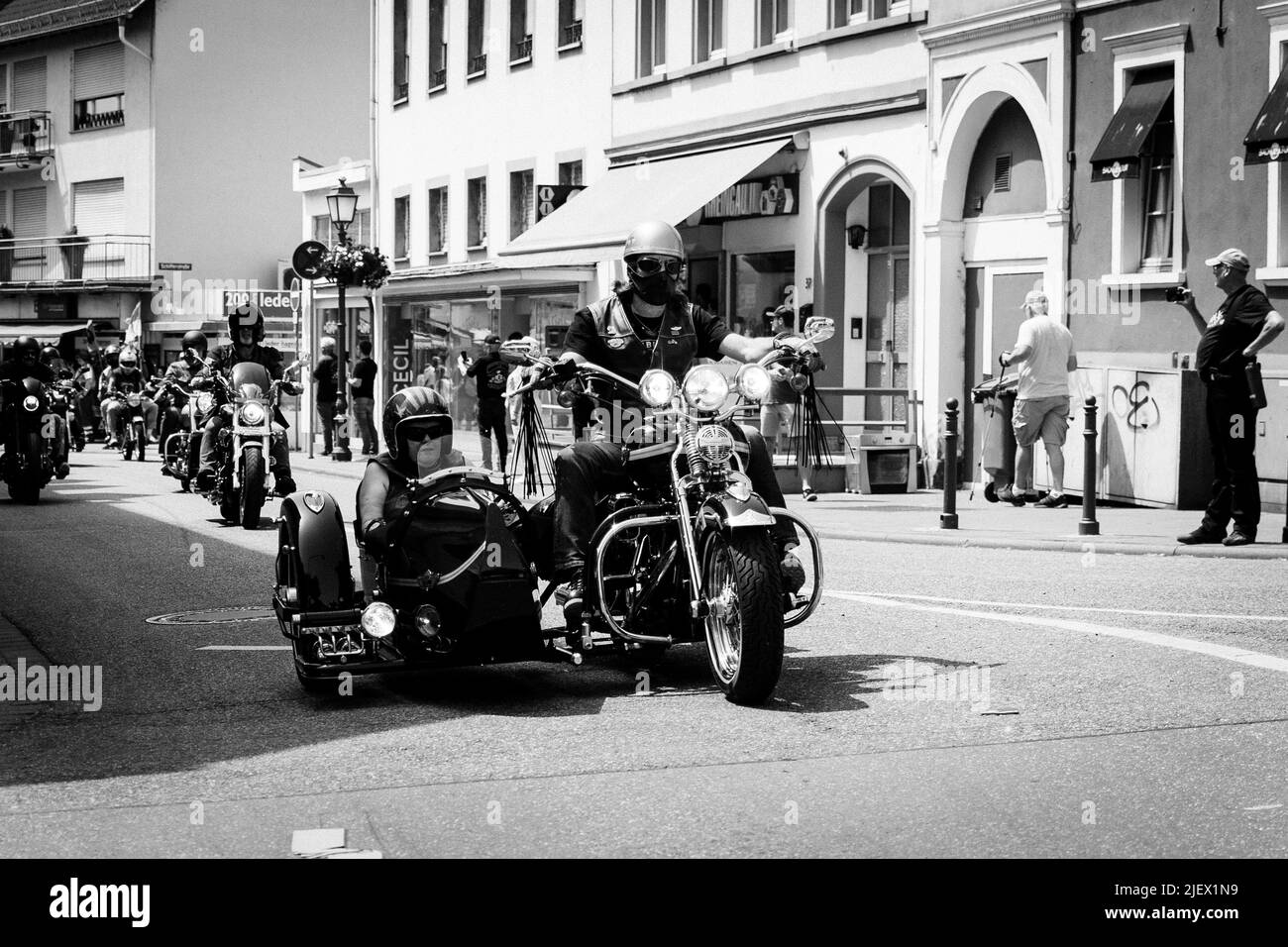 Harley davidson motorcycle and sidecar Banque de photographies et d ...