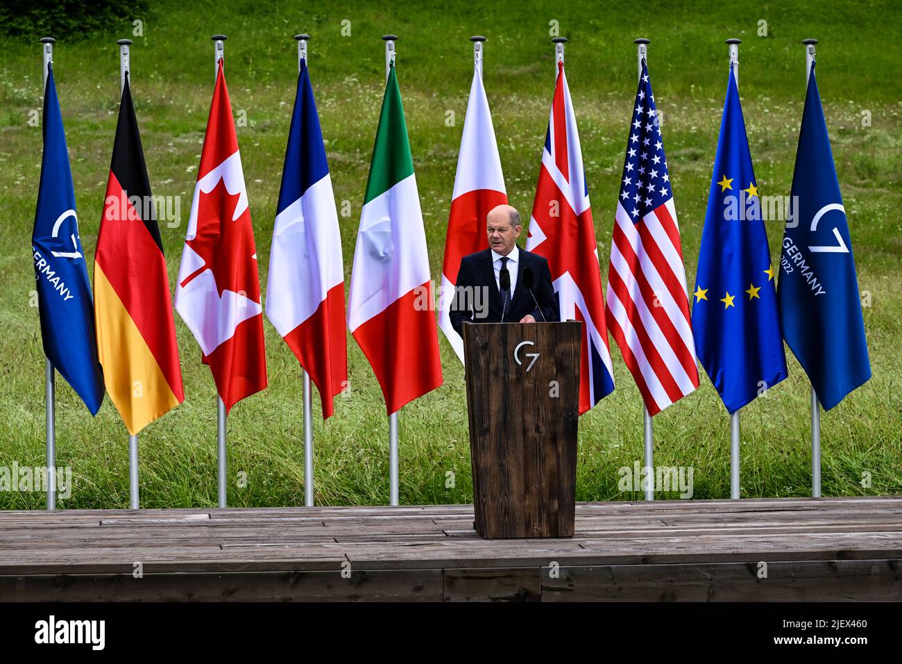 Elmau, Allemagne. 28th juin 2022. Le chancelier allemand OLAF Scholz (SPD) prend la parole lors d'une conférence de presse à la fin du sommet du G-7 à Schloss Elmau. Credit: Peter Kneffel/dpa/Alay Live News Banque D'Images