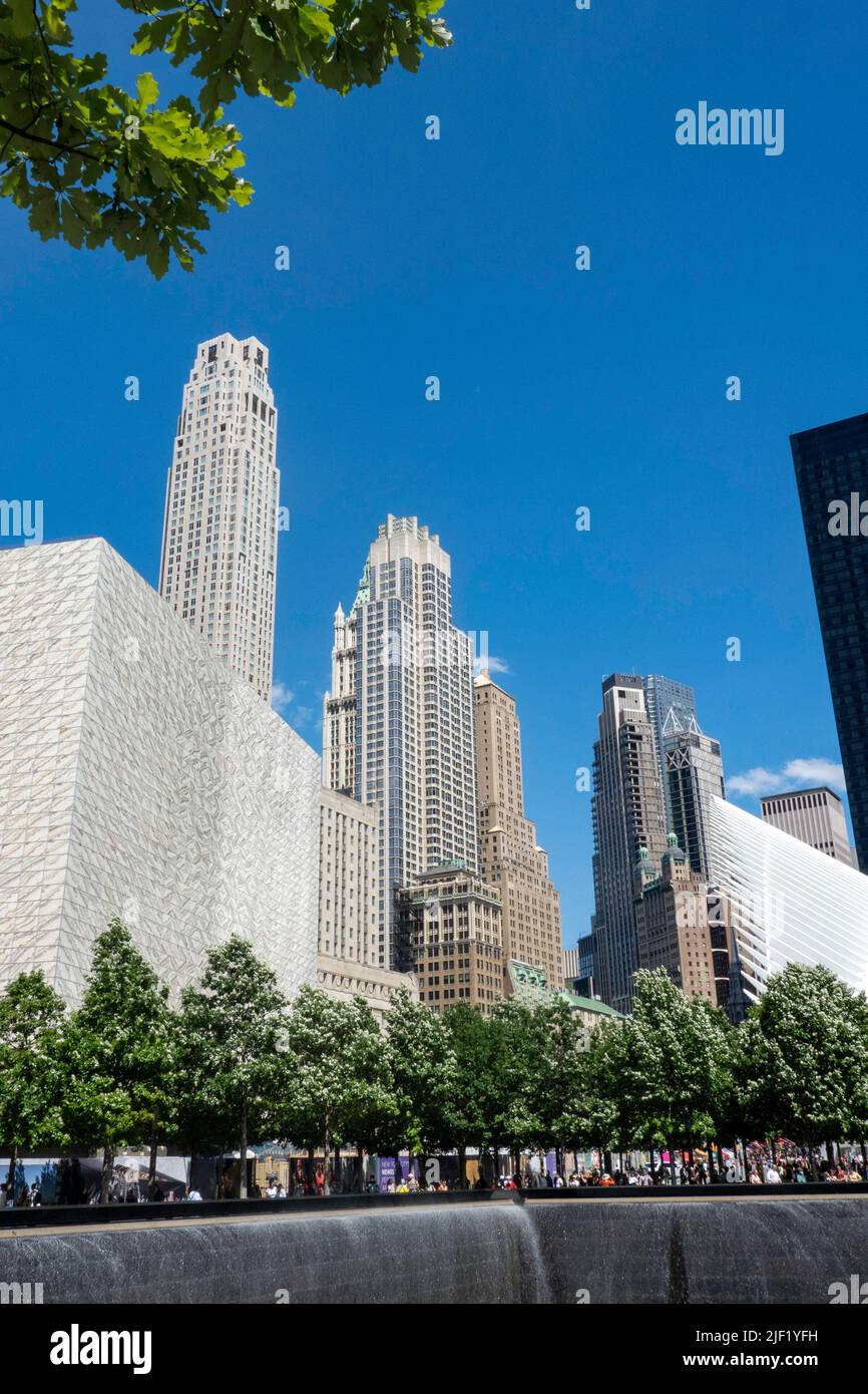 Le monument commémoratif WTC Footprint met en commun « Reflecting absence » au monument national 11 septembre de Lower Manhattan, New York, États-Unis 2022 Banque D'Images