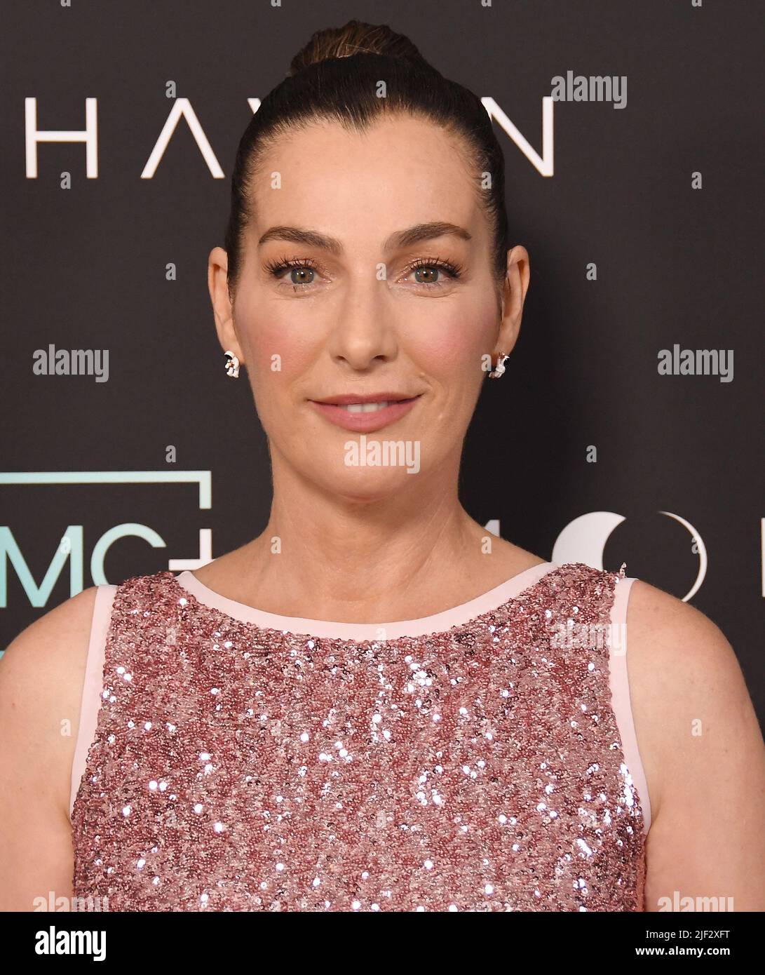 Los Angeles, États-Unis. 28th juin 2022. Ayelet Zurer arrive à la première MOONHAVEN de l'AMC, qui s'est tenue au Hollywood Ouest de Londres à Hollywood Ouest, en Californie, mardi, 28 juin 2022. (Photo par Sthanlee B. Mirador/Sipa USA) crédit: SIPA USA/Alay Live News Banque D'Images