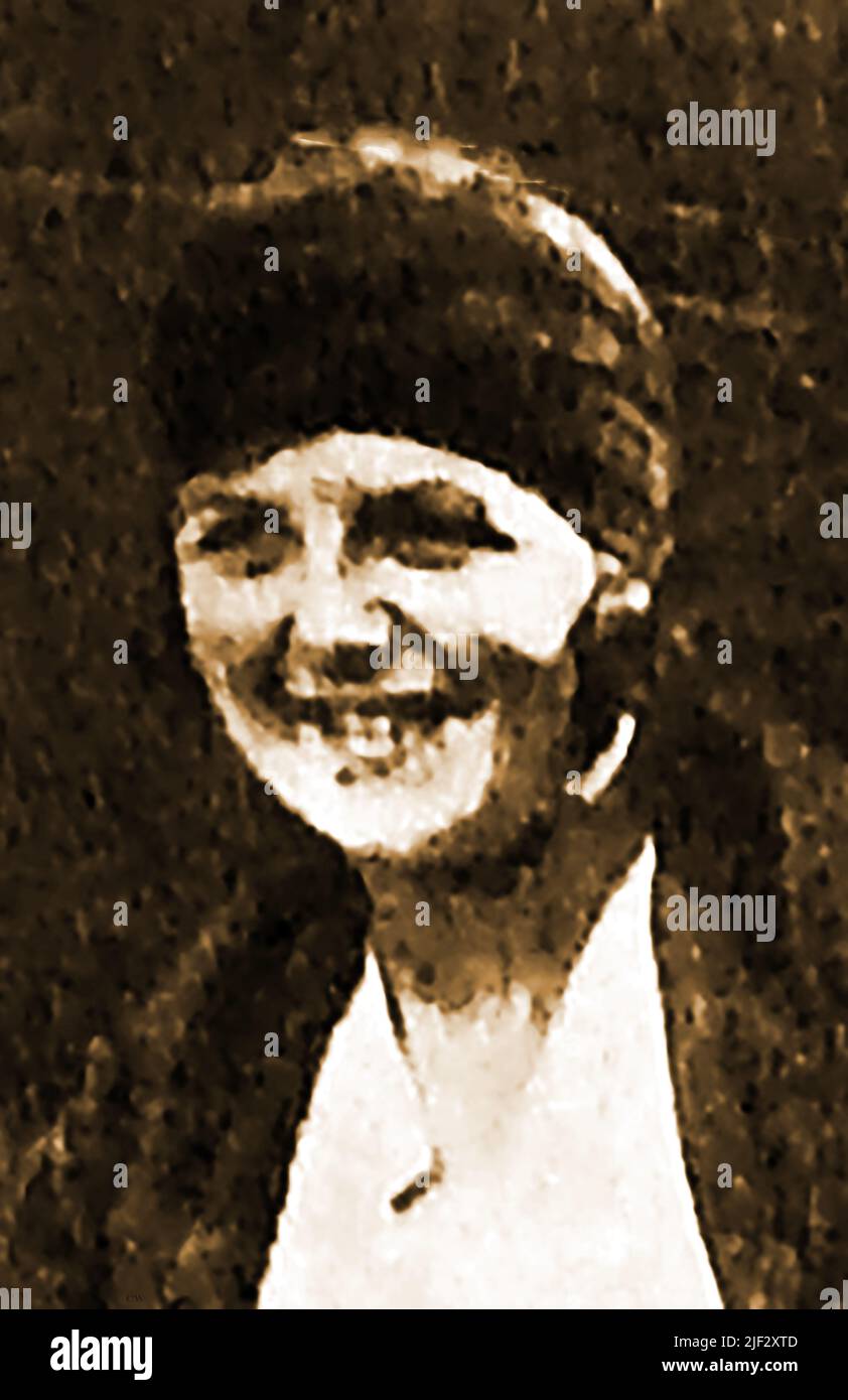 Tennis britannique en 1930 - Un portrait du joueur de tennis Susan Palfrey à Wembley, Royaume-Uni. Plus tard connu sous le nom de Sarah Hammond Palfrey Danzig (1912 – 1996) elle était une joueuse de tennis américaine dont la carrière s'est étendue de juin 1926 à septembre 1945 (19 ans) - pendant la Seconde Guerre mondiale, Elle et son mari d'alors Elwood Cooke ont été autorisés à entrer dans les doubles hommes aux Championnats Tri-State 1945 à Cincinnati. En 1963, elle a été intronisée au Temple de la renommée du tennis international. Banque D'Images