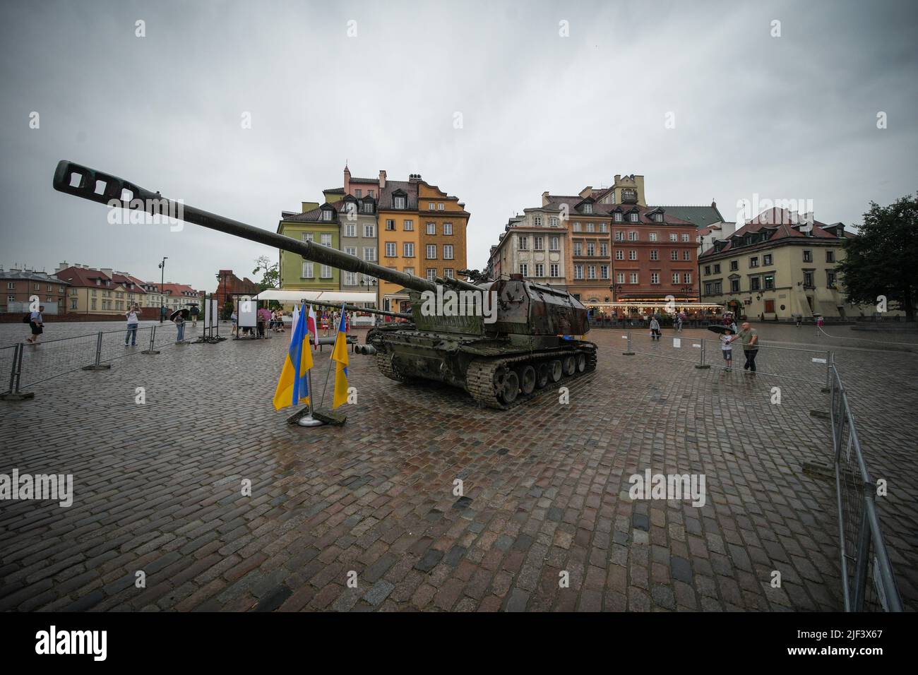Systèmes d'armes russes mis au rebut exposés à Varsovie. Banque D'Images