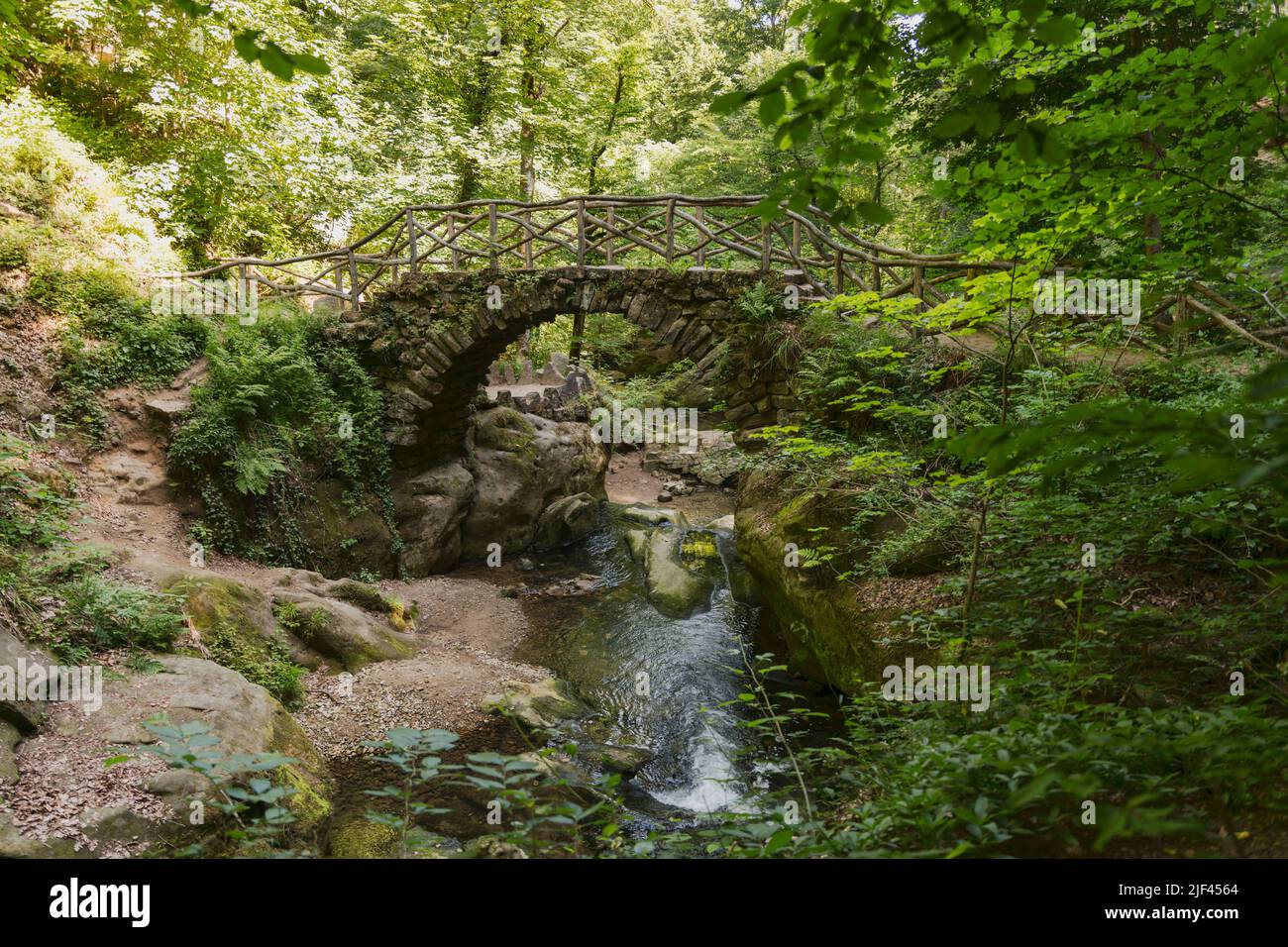 cascade le schiessentumpel et le pont à luxembourg Banque D'Images