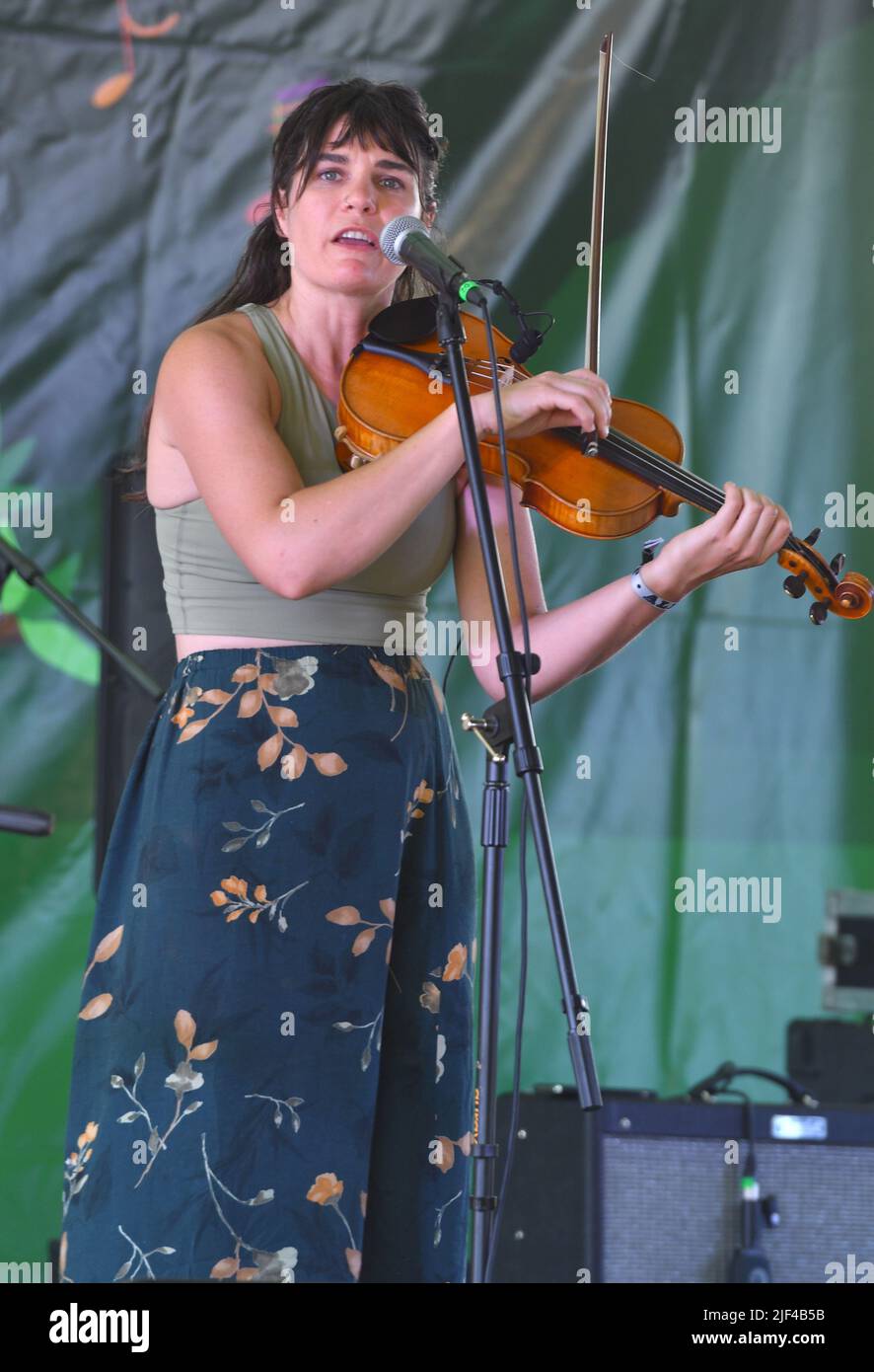 Golden Shoals se produit au Green River Festival Banque D'Images