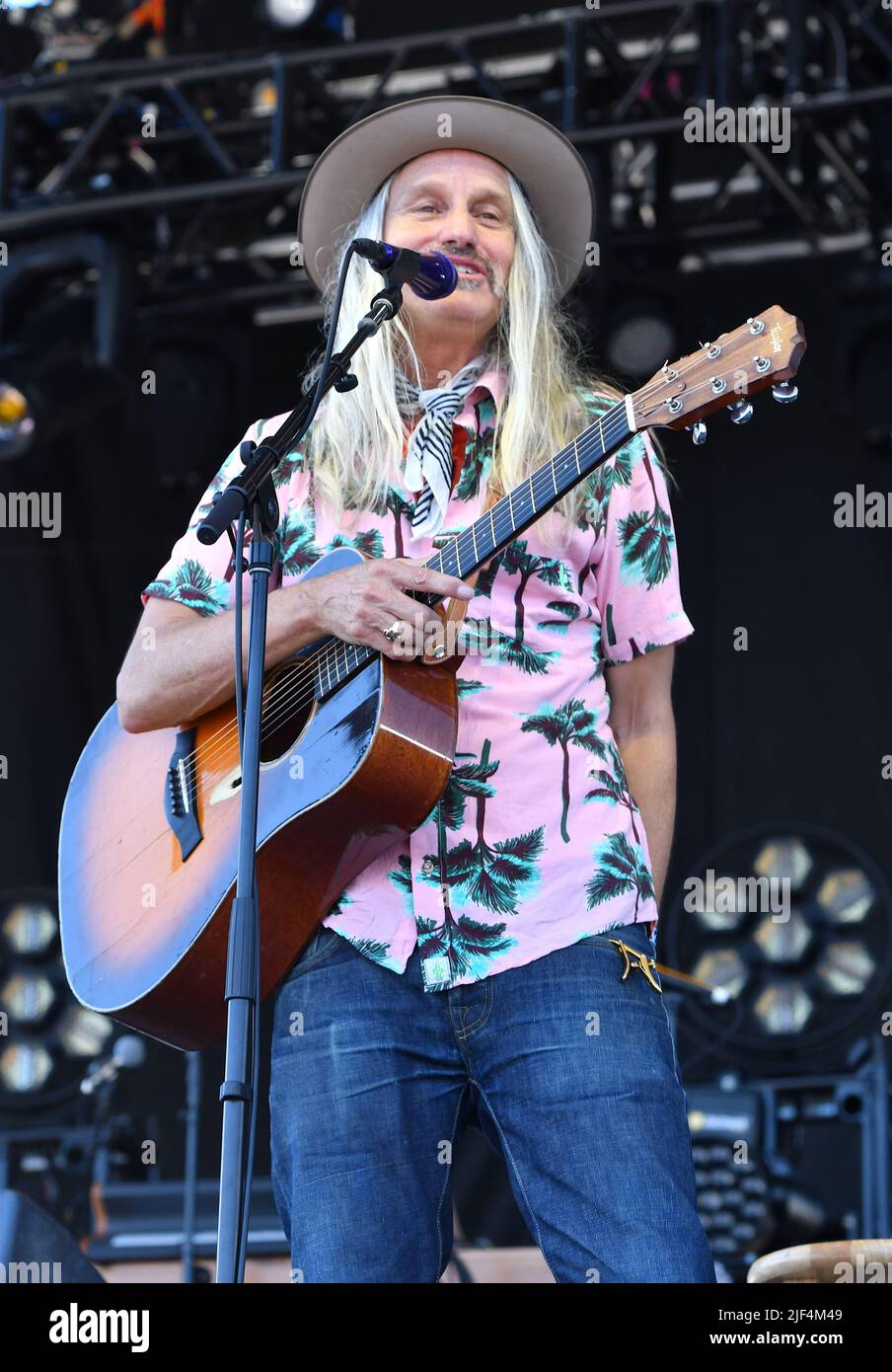 Steve Poltz se produit au Green River Festival Banque D'Images