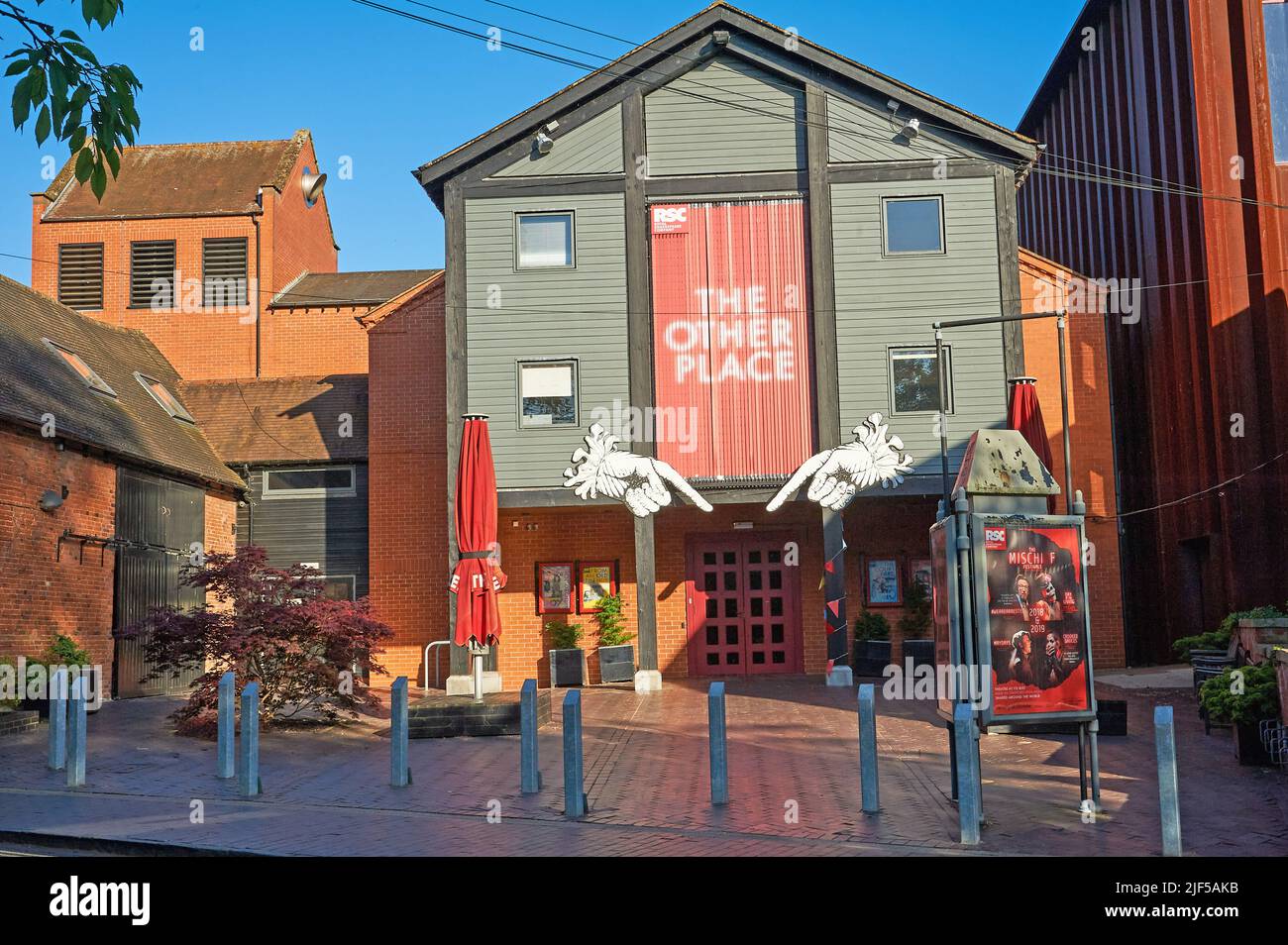 Le théâtre de l'autre place, Stratford-upon-Avon, Warwickshire, est l'un des sites de la Royal Shakespeare Company dans la ville. Banque D'Images