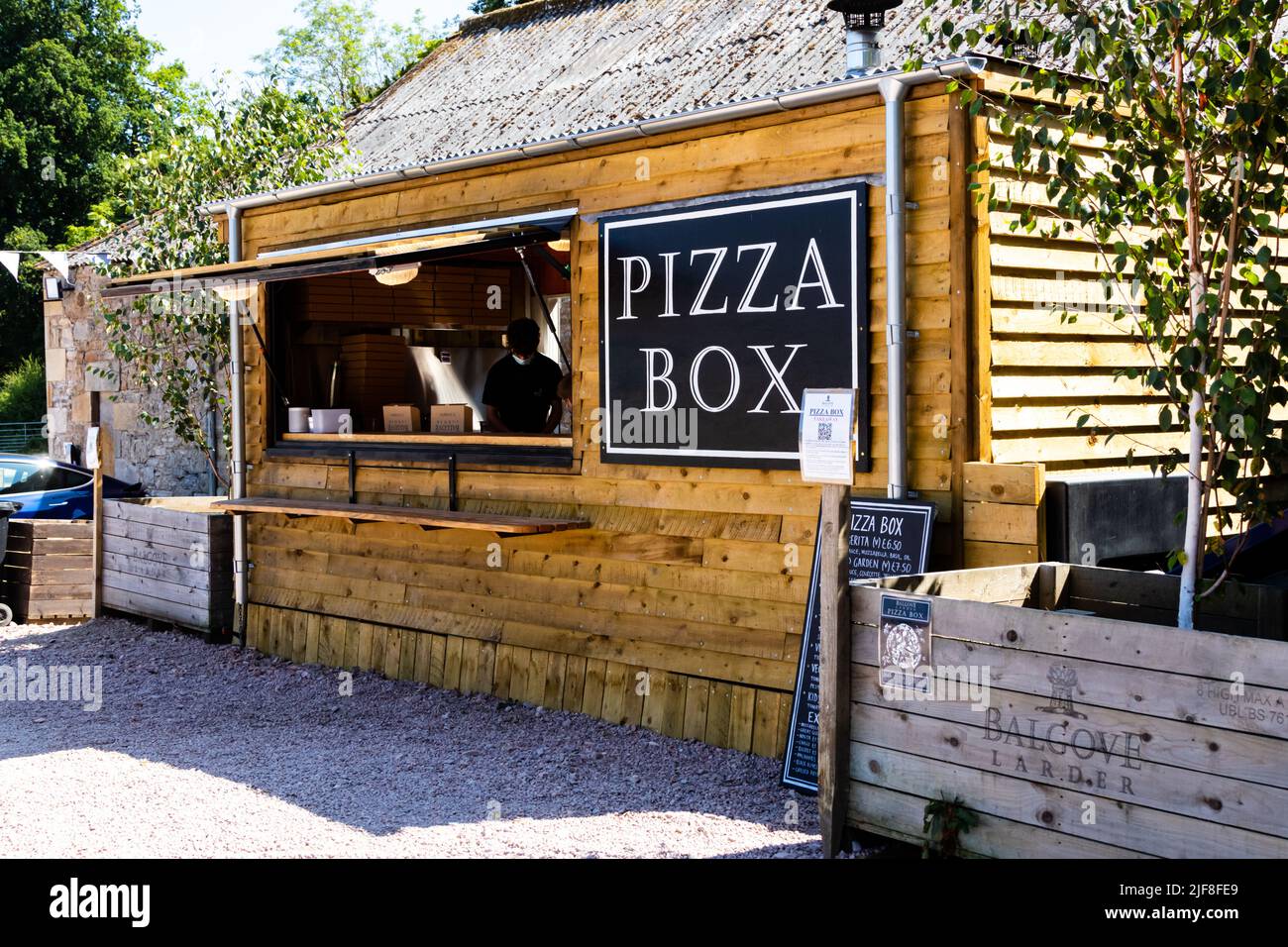 Pizza Box, kiosque à manger extérieur en bois à la ferme Balcove Larder et café Strathtyrum Farm, Strathtyrum, St Andrews, Fife Scotland Royaume-Uni – 07 25 2021 Banque D'Images