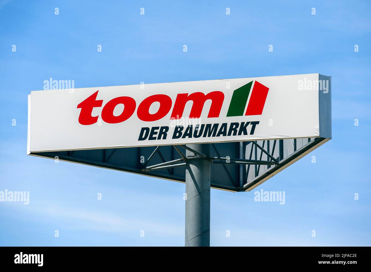 Schld avec logo, magasin toom der Hardware, Kempten, Allgaeu, Bavière, Allemagne Banque D'Images