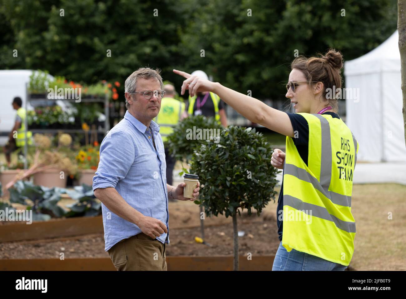 Hugh Fearnley-Whittingstall a créé RHS River Cottage Market Garden cette année au RHS Hampton court Garden Festival avec le jardinier Adam Crofts, au Royaume-Uni Banque D'Images