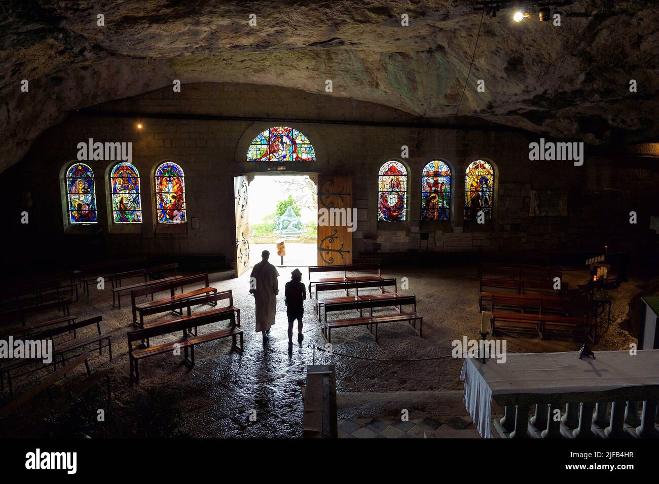 France, Var, Plan d'Aups Sainte Baume, Parc naturel régional Sainte-Baume, massif de Sainte Baume, sanctuaire de la grotte de Sainte Marie-Madeleine (St. Marie Magdalene) Banque D'Images