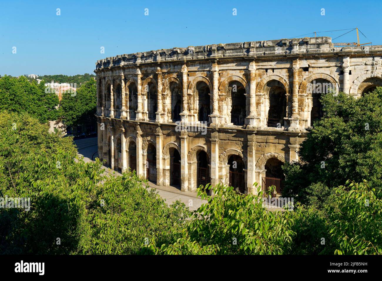 La France, Gard, Nîmes, Place des arènes, les Arènes Banque D'Images