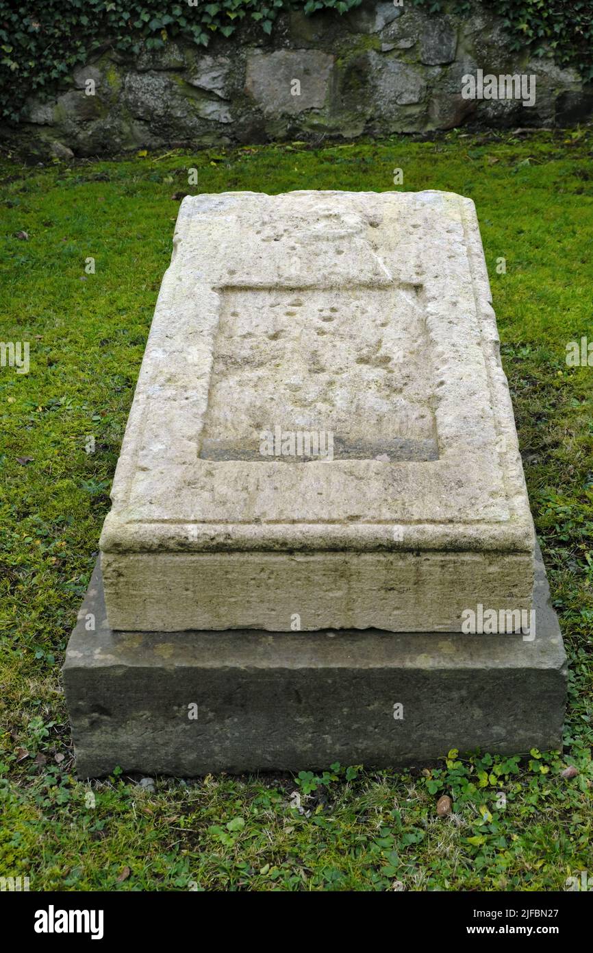 France, territoire de Belfort, Giromagny, cimetière des Prussiens, soldats allemands morts pendant la guerre de 1870-1871, tombe Banque D'Images