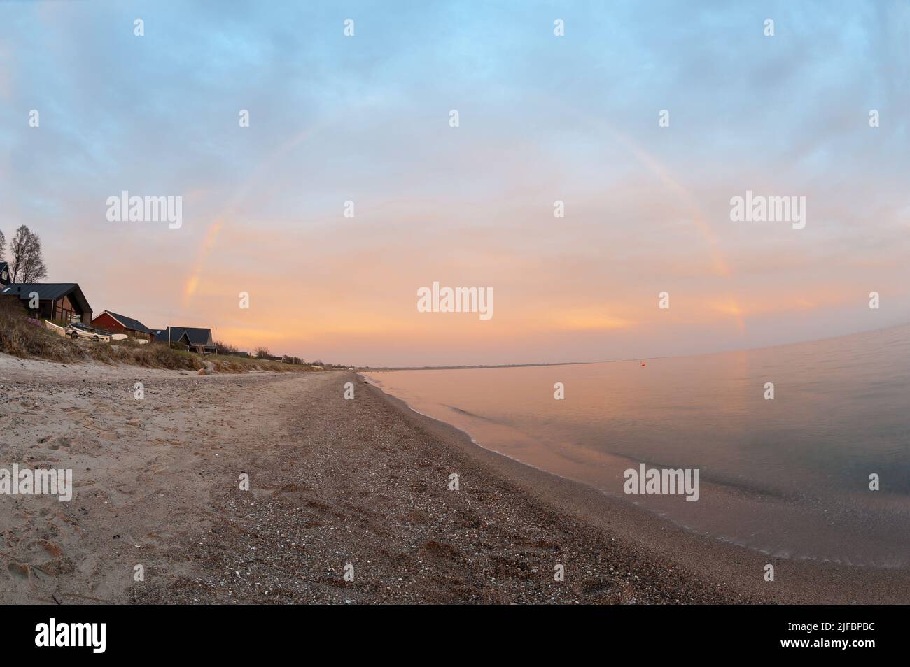 Coucher de soleil sur la plage de Hejsager, municipalité de Haderslev, région du sud du Danemark Banque D'Images