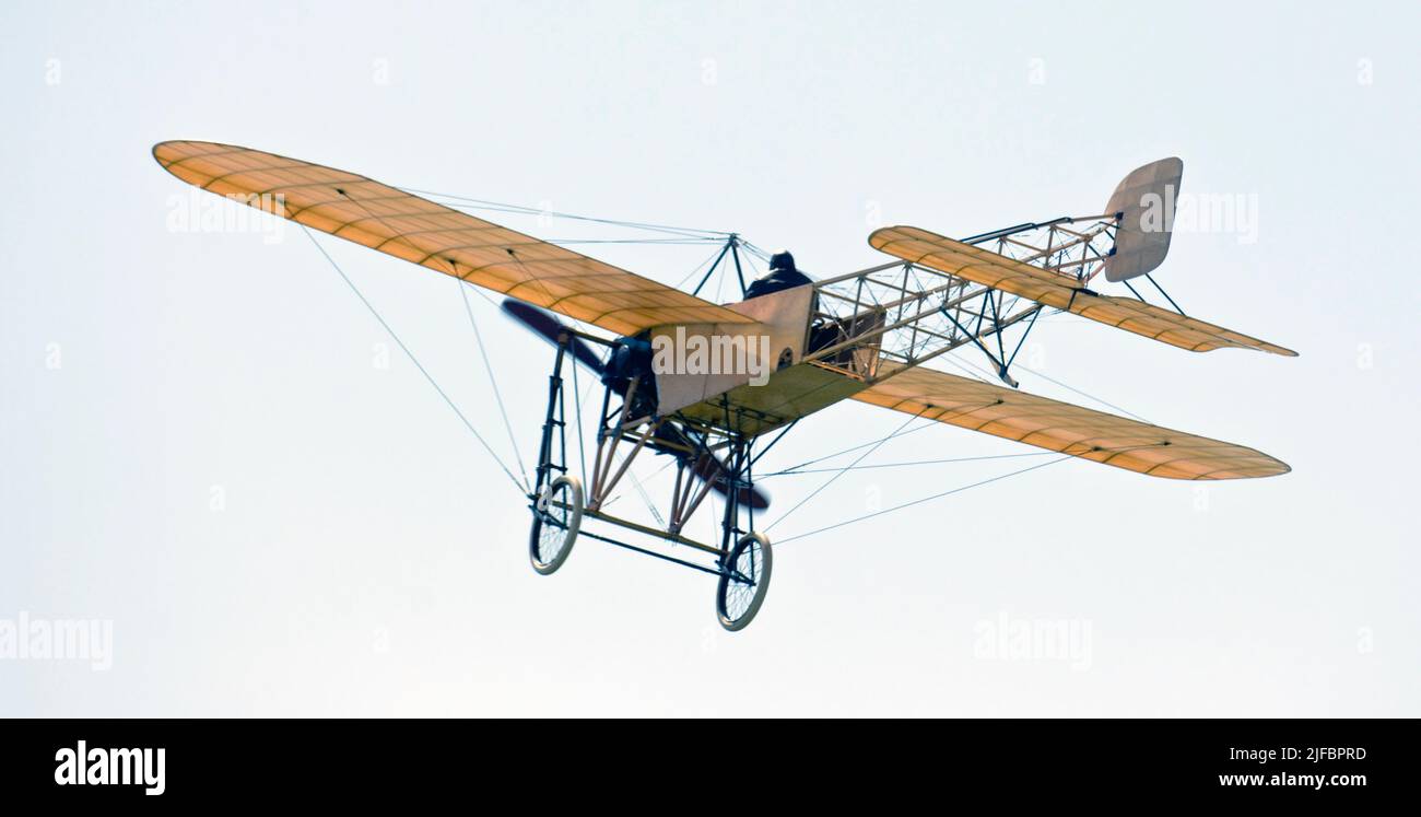 Bleriot IX au salon Sola Airshow en juin 2007. Ce type d'avion a pris Trygve Gran à travers la mer du Nord le 30th juillet 1914. Aujourd'hui, deux avions l'ont été Banque D'Images