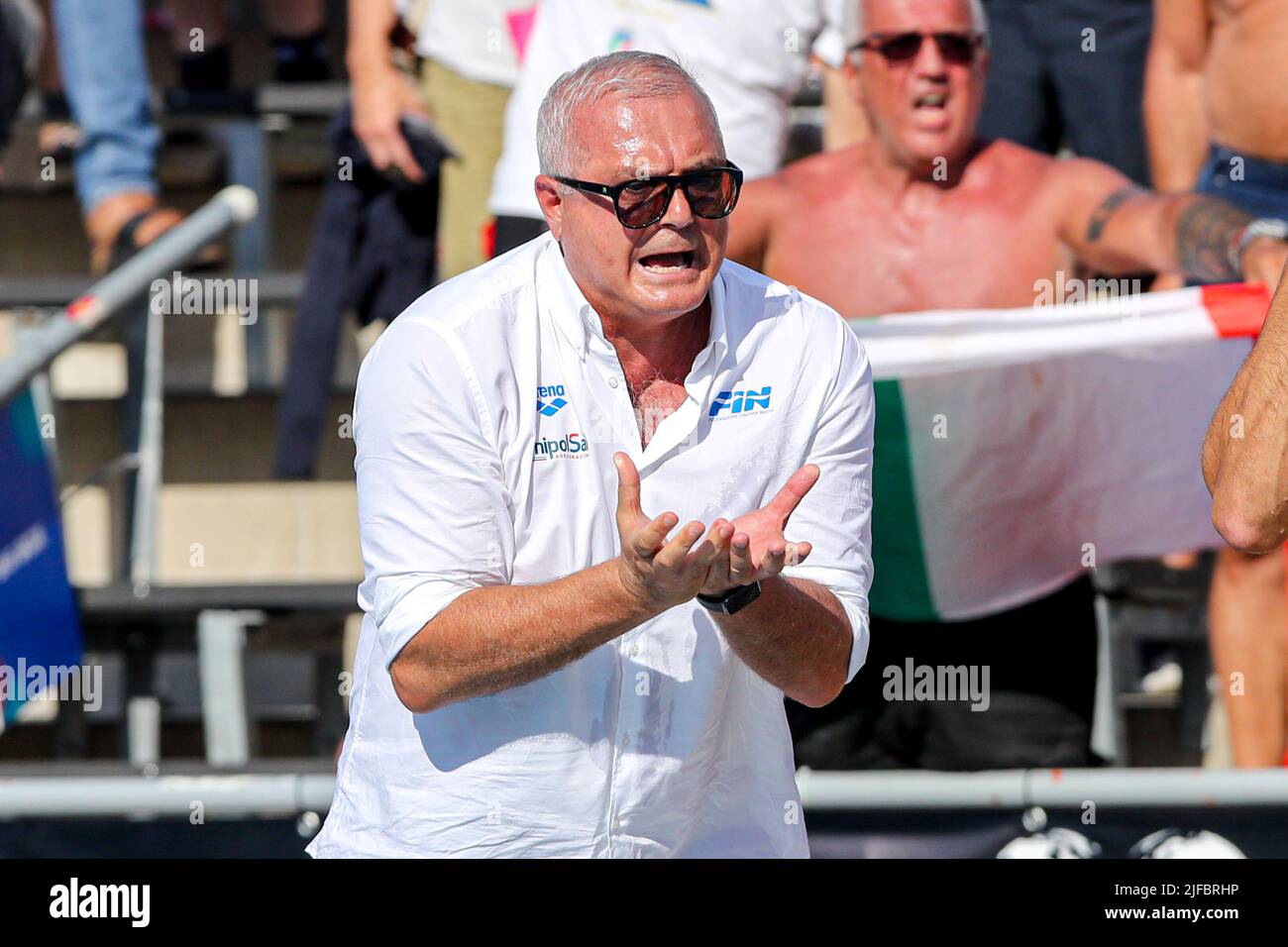BUDAPEST, HONGRIE - JUILLET 1: L'entraîneur en chef Allessandro Campagna de l'Italie criant lors des Championnats du monde de la FINA Budapest 2022 demi-match entre l'Italie et la Grèce sur 1 juillet 2022 à Budapest, Hongrie (photo par Albert Ten Hove/Orange Pictures) Banque D'Images