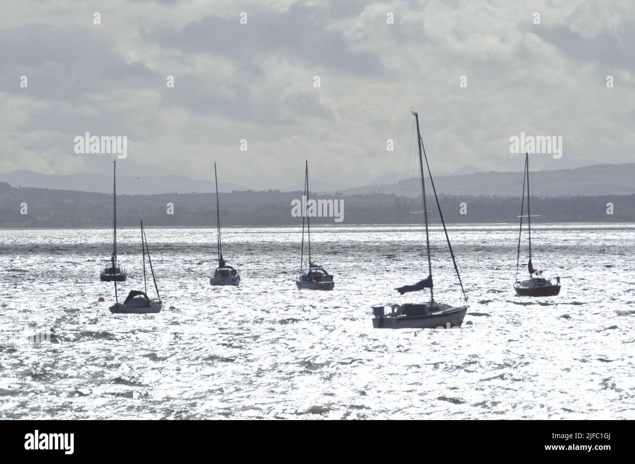 Yachts à l'ancre à Cromarty sur l'île noire d'Inverness-shire, Écosse, Royaume-Uni Banque D'Images